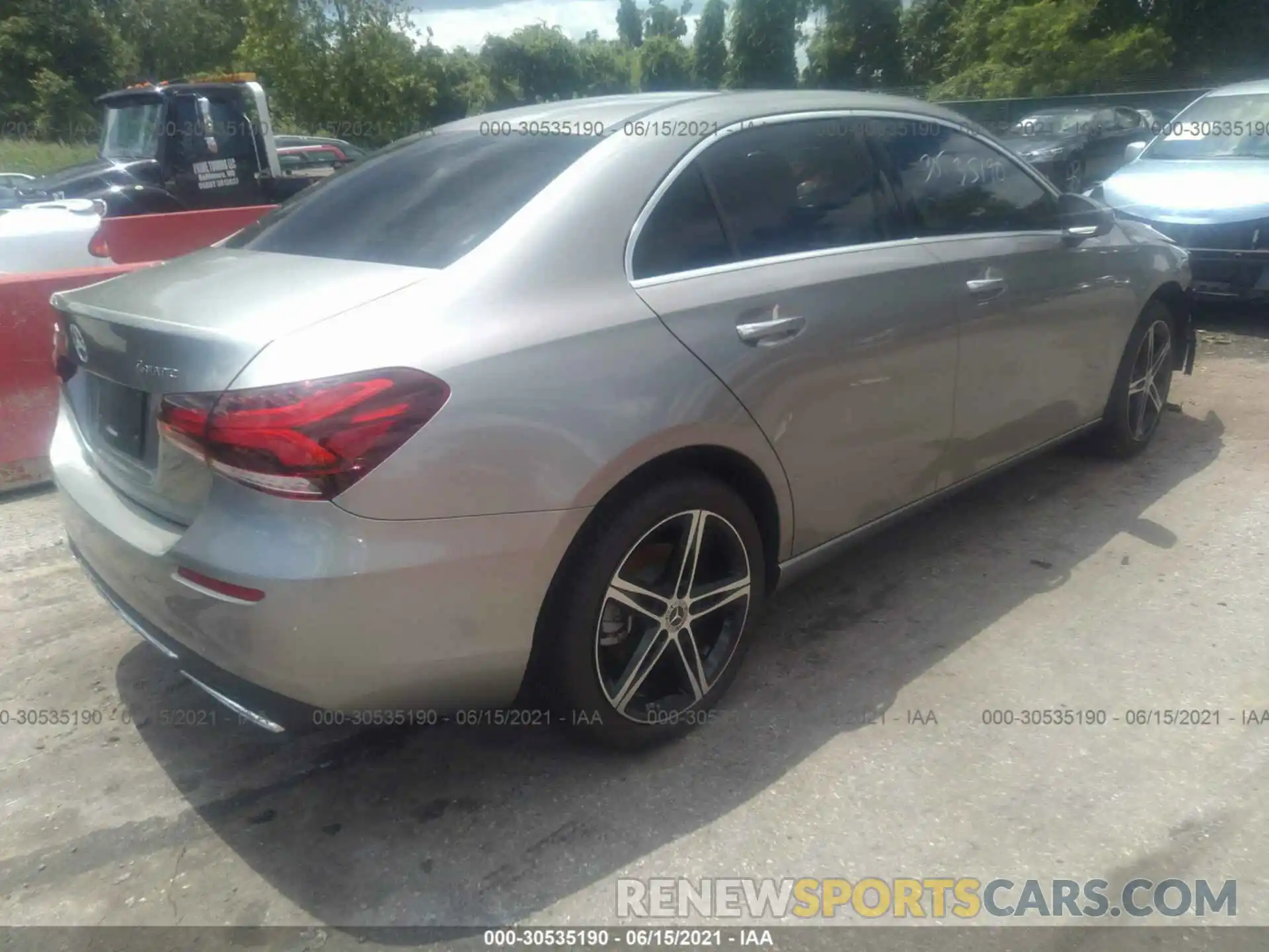 4 Photograph of a damaged car W1K3G4FB3MJ257510 MERCEDES-BENZ A-CLASS 2021