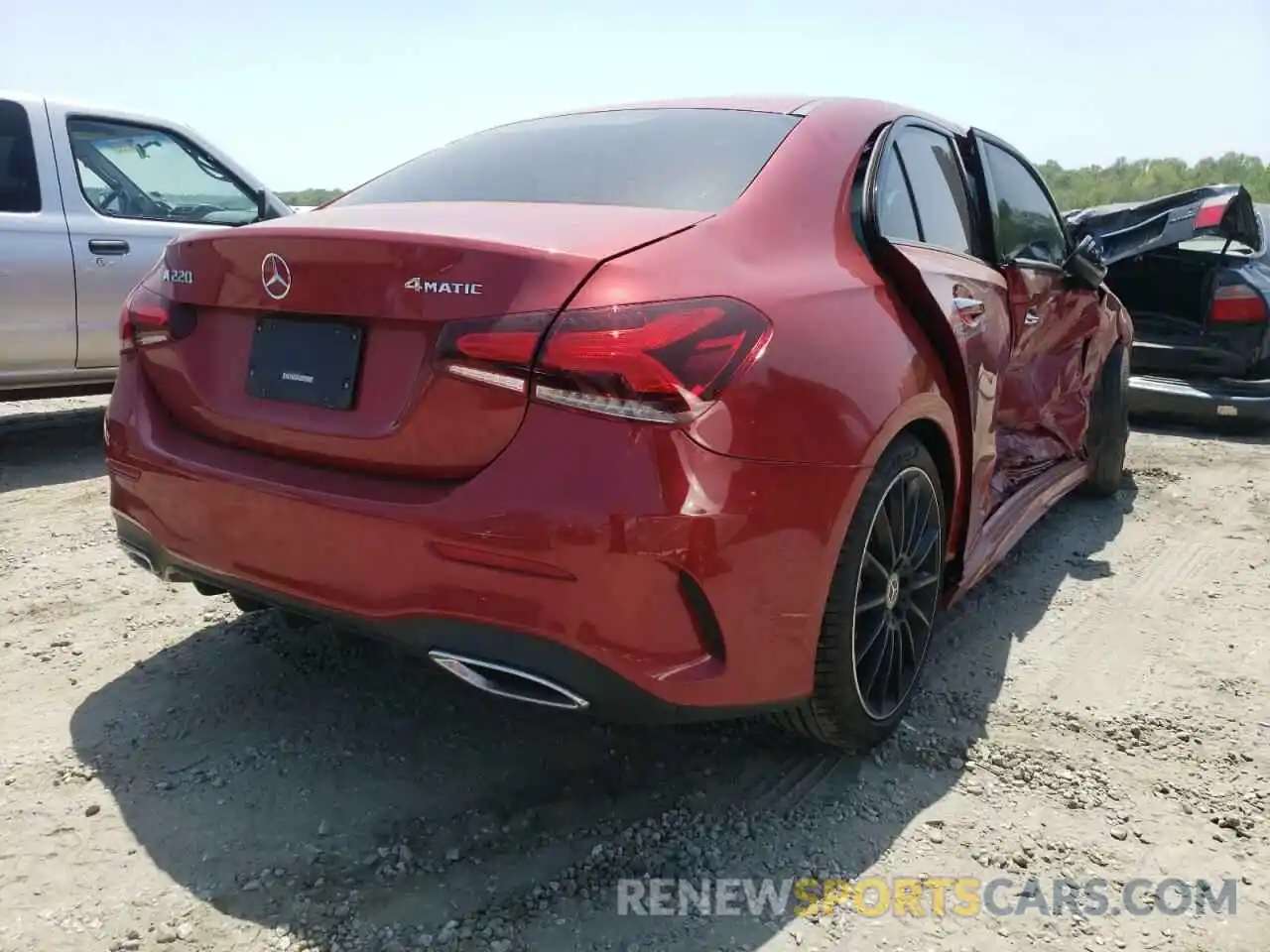 4 Photograph of a damaged car W1K3G4FB6MJ288878 MERCEDES-BENZ A-CLASS 2021