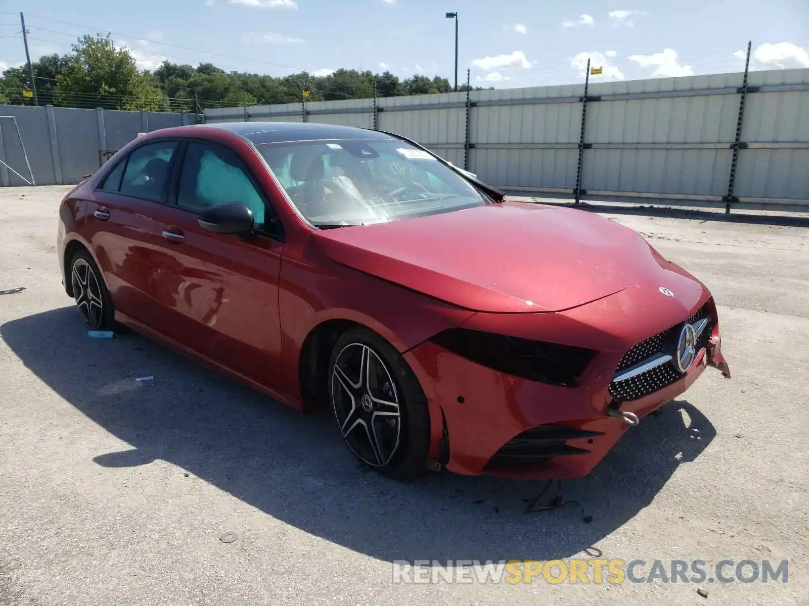 1 Photograph of a damaged car W1K3G4FB7MJ258319 MERCEDES-BENZ A-CLASS 2021