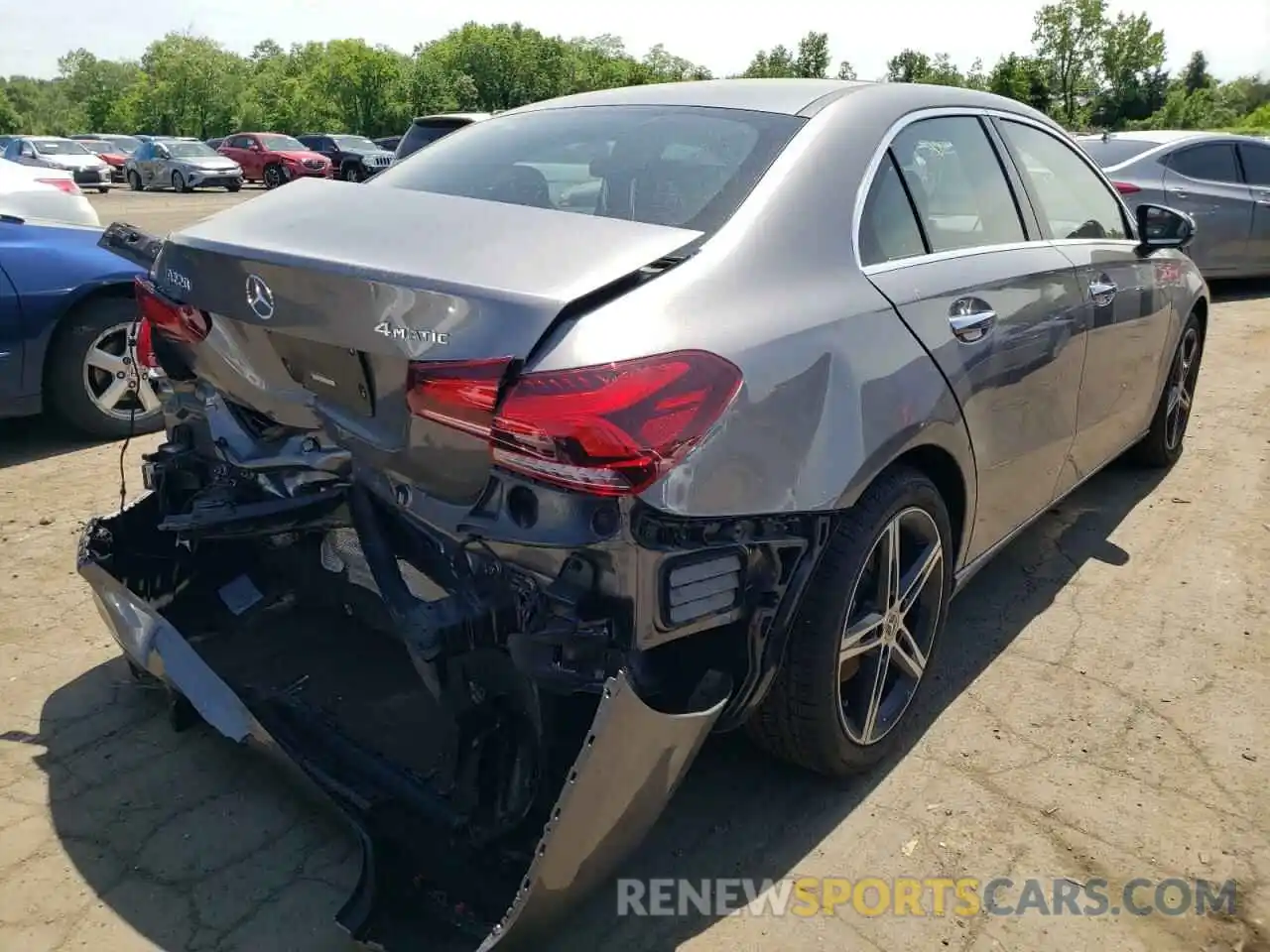 4 Photograph of a damaged car W1K3G4FB7MJ286699 MERCEDES-BENZ A-CLASS 2021