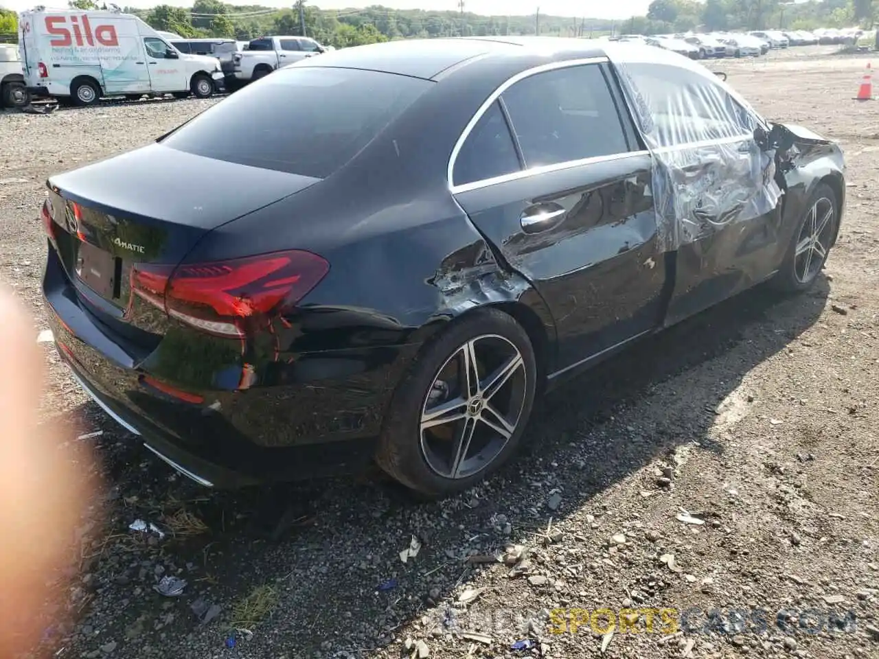 4 Photograph of a damaged car W1K3G4FB7MJ301489 MERCEDES-BENZ A-CLASS 2021