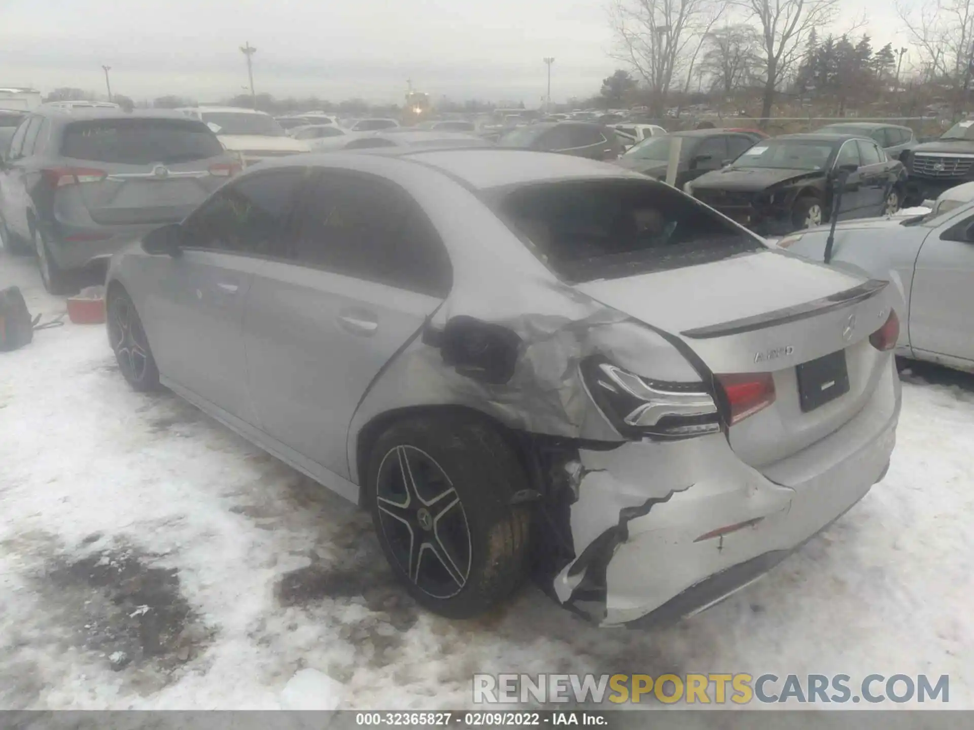 3 Photograph of a damaged car W1K3G4FB8MJ280541 MERCEDES-BENZ A-CLASS 2021