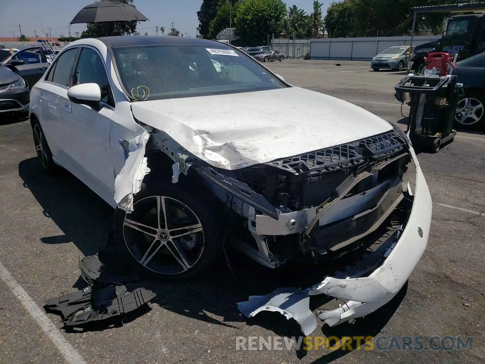 1 Photograph of a damaged car W1K3G4FBXMJ256175 MERCEDES-BENZ A-CLASS 2021