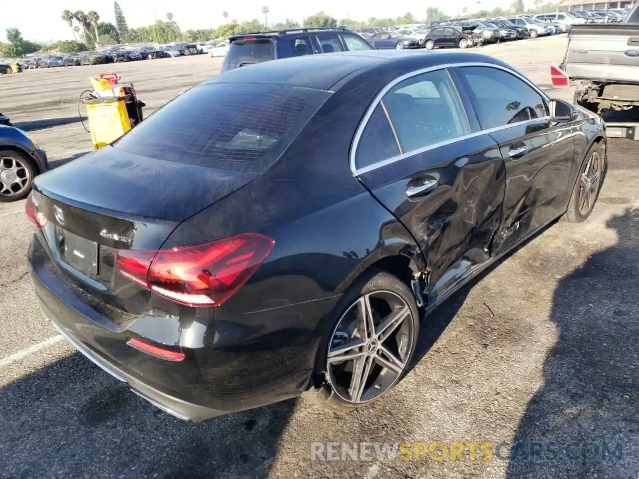 4 Photograph of a damaged car W1K3G4FBXMJ311272 MERCEDES-BENZ A-CLASS 2021