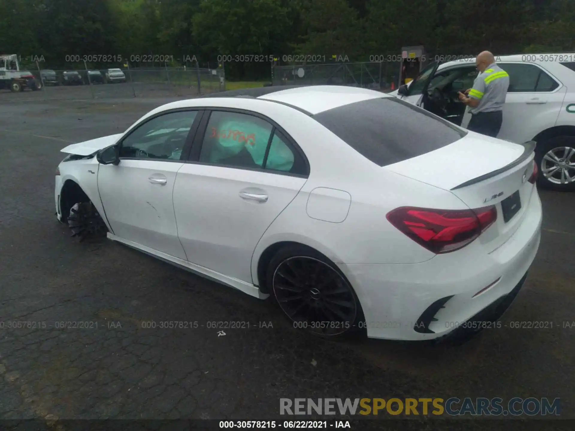 3 Photograph of a damaged car W1K3G5BB1MJ282529 MERCEDES-BENZ A-CLASS 2021