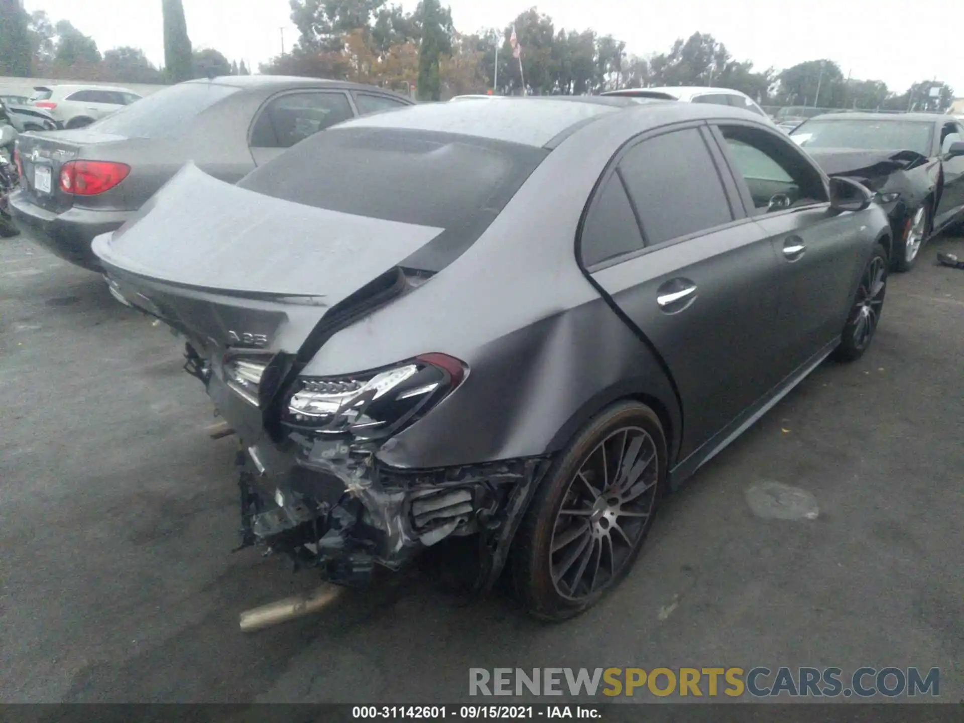 4 Photograph of a damaged car W1K3G5BB4MJ264798 MERCEDES-BENZ A-CLASS 2021