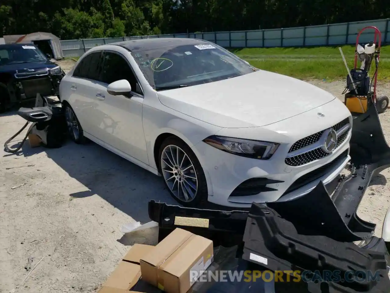 1 Photograph of a damaged car W1K3G4EB5NJ337717 MERCEDES-BENZ A-CLASS 2022