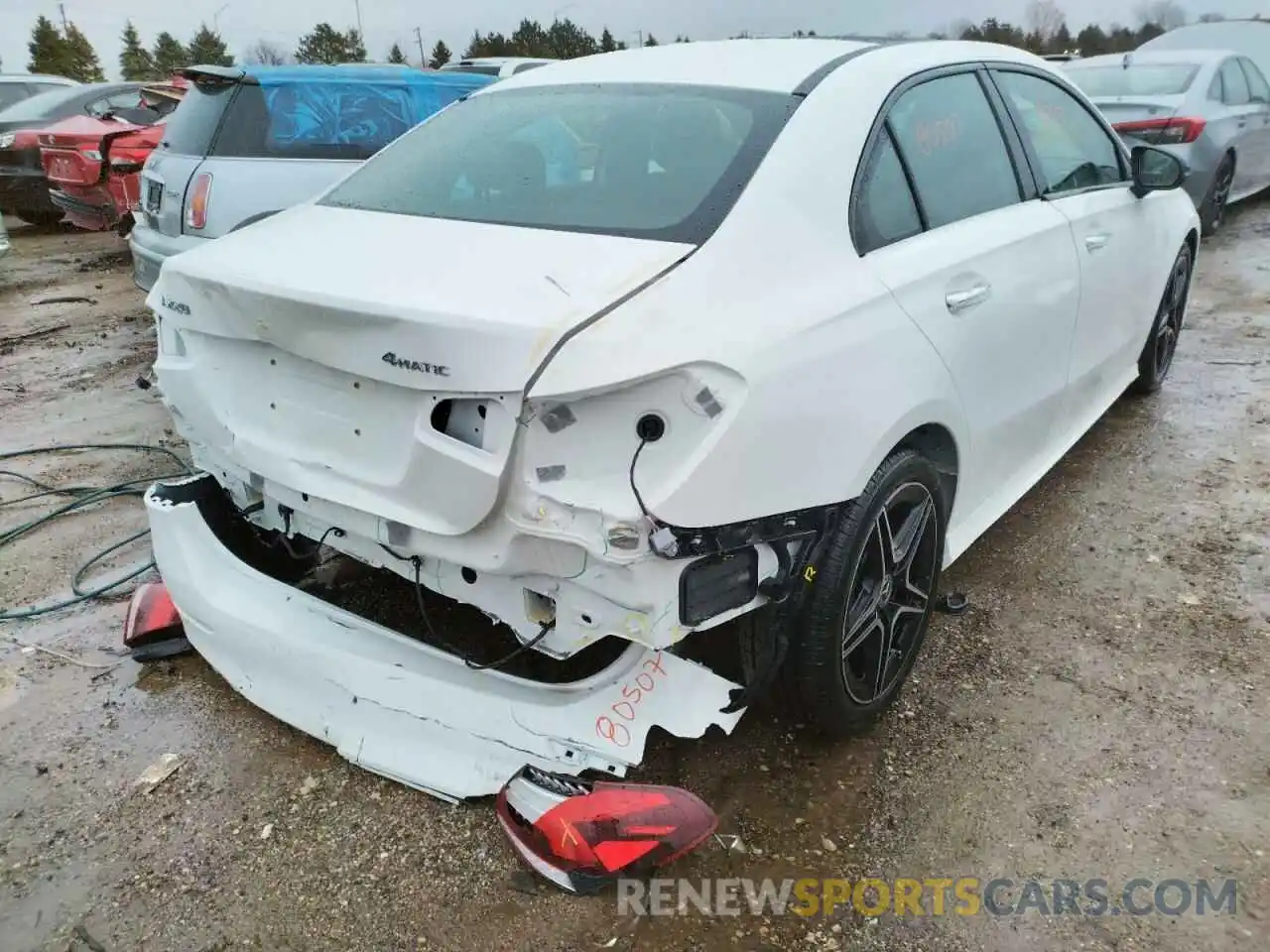 4 Photograph of a damaged car W1K3G4FB7NJ341301 MERCEDES-BENZ A-CLASS 2022