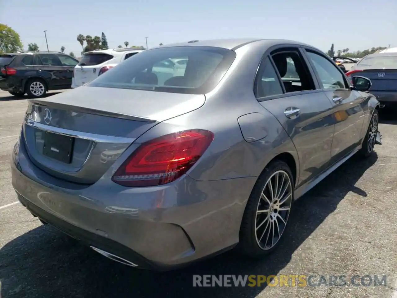 4 Photograph of a damaged car W1KWF8DB0MR610281 MERCEDES-BENZ ALL OTHER 2021