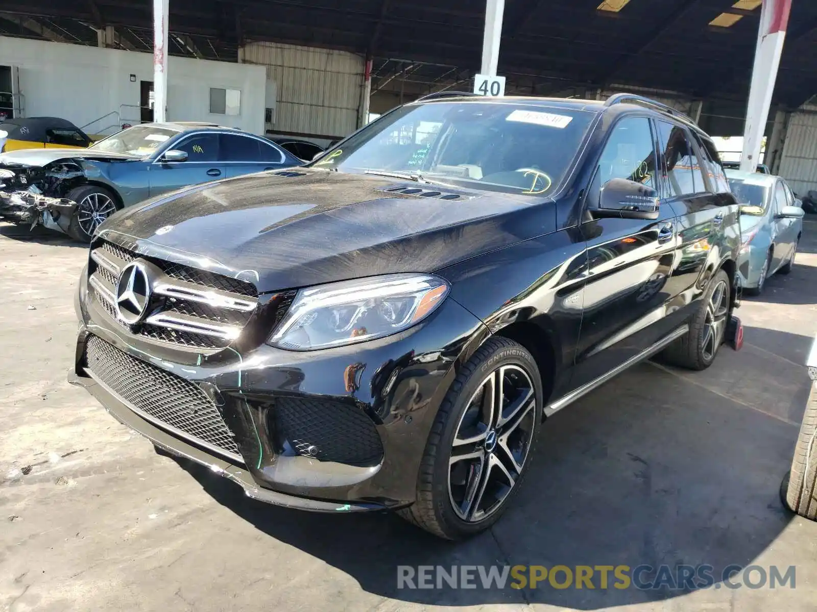 2 Photograph of a damaged car 4JGDA6EB7KB211243 MERCEDES-BENZ AMG 2019