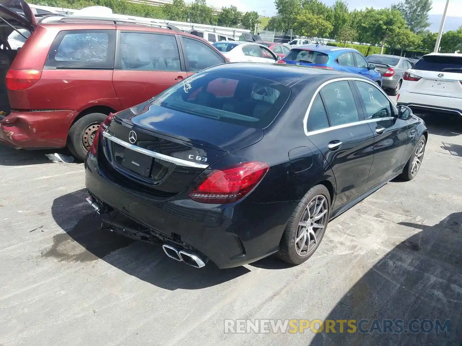 4 Photograph of a damaged car 55SWF8GB6KU317329 MERCEDES-BENZ AMG 2019