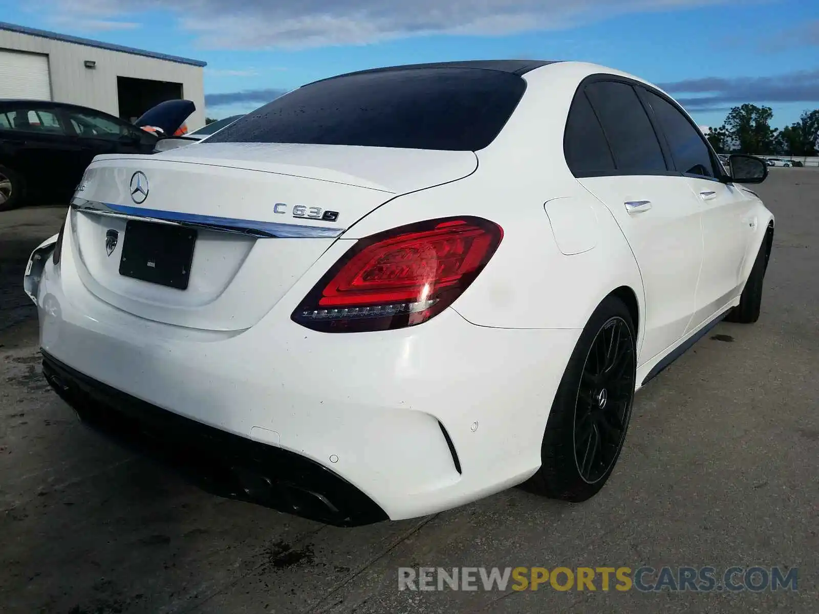 4 Фотография поврежденного автомобиля 55SWF8HB4KU277430 MERCEDES-BENZ AMG 2019