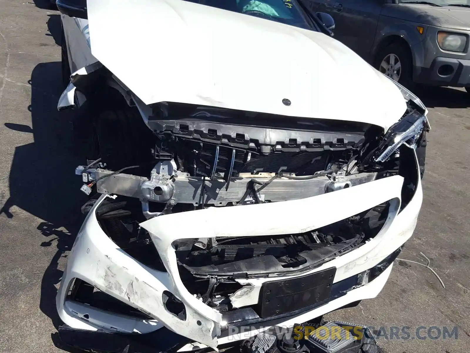 9 Photograph of a damaged car 55SWF8HBXKU315355 MERCEDES-BENZ AMG 2019