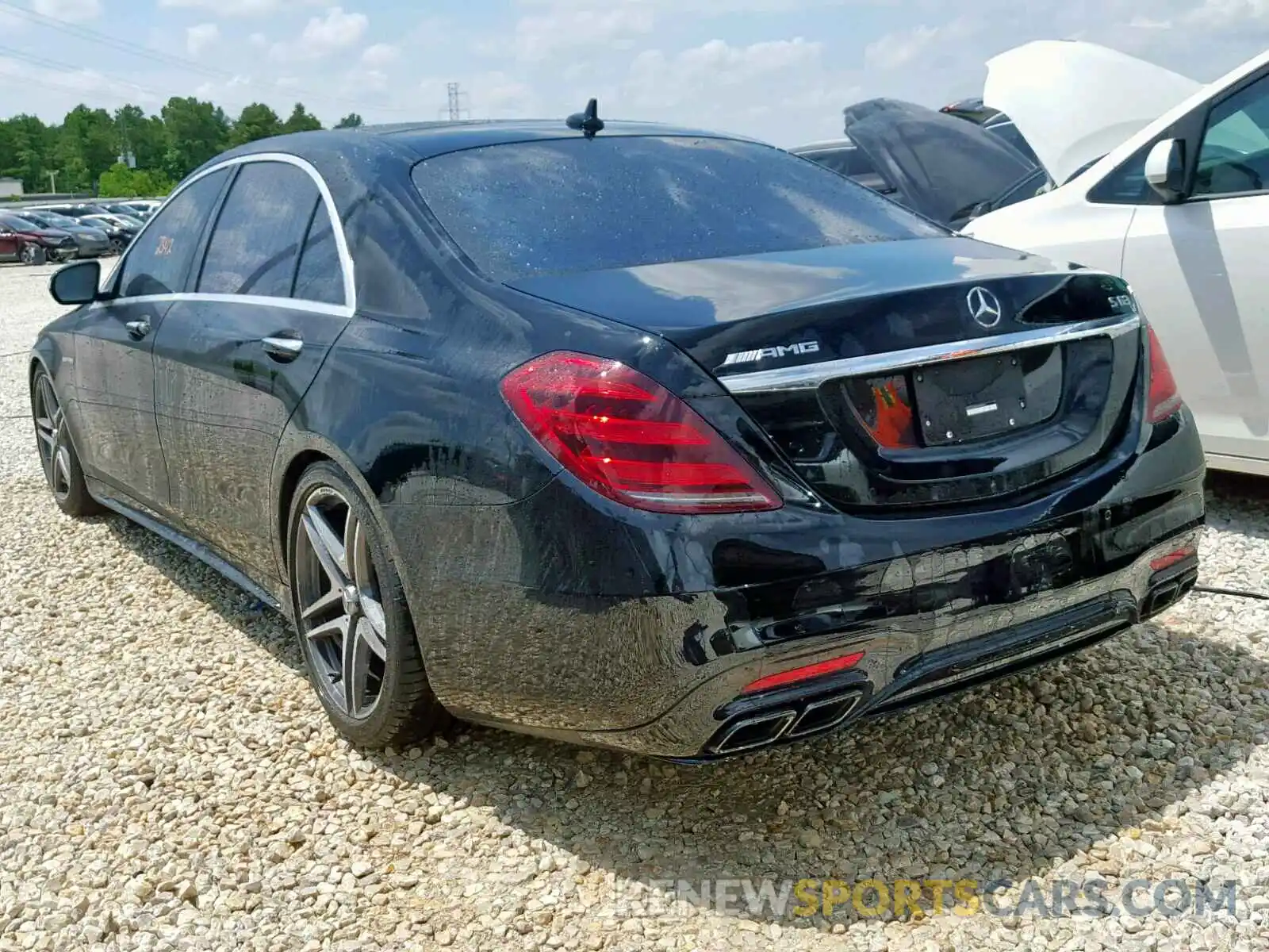 3 Photograph of a damaged car WDDUG8JB1KA440341 MERCEDES-BENZ AMG 2019