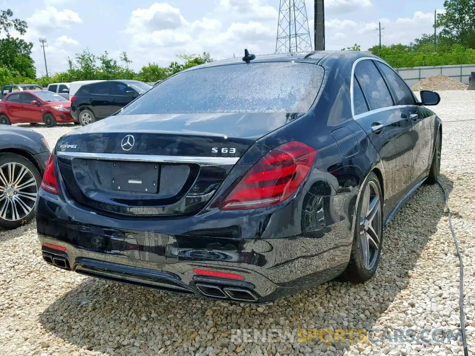 4 Photograph of a damaged car WDDUG8JB1KA440341 MERCEDES-BENZ AMG 2019