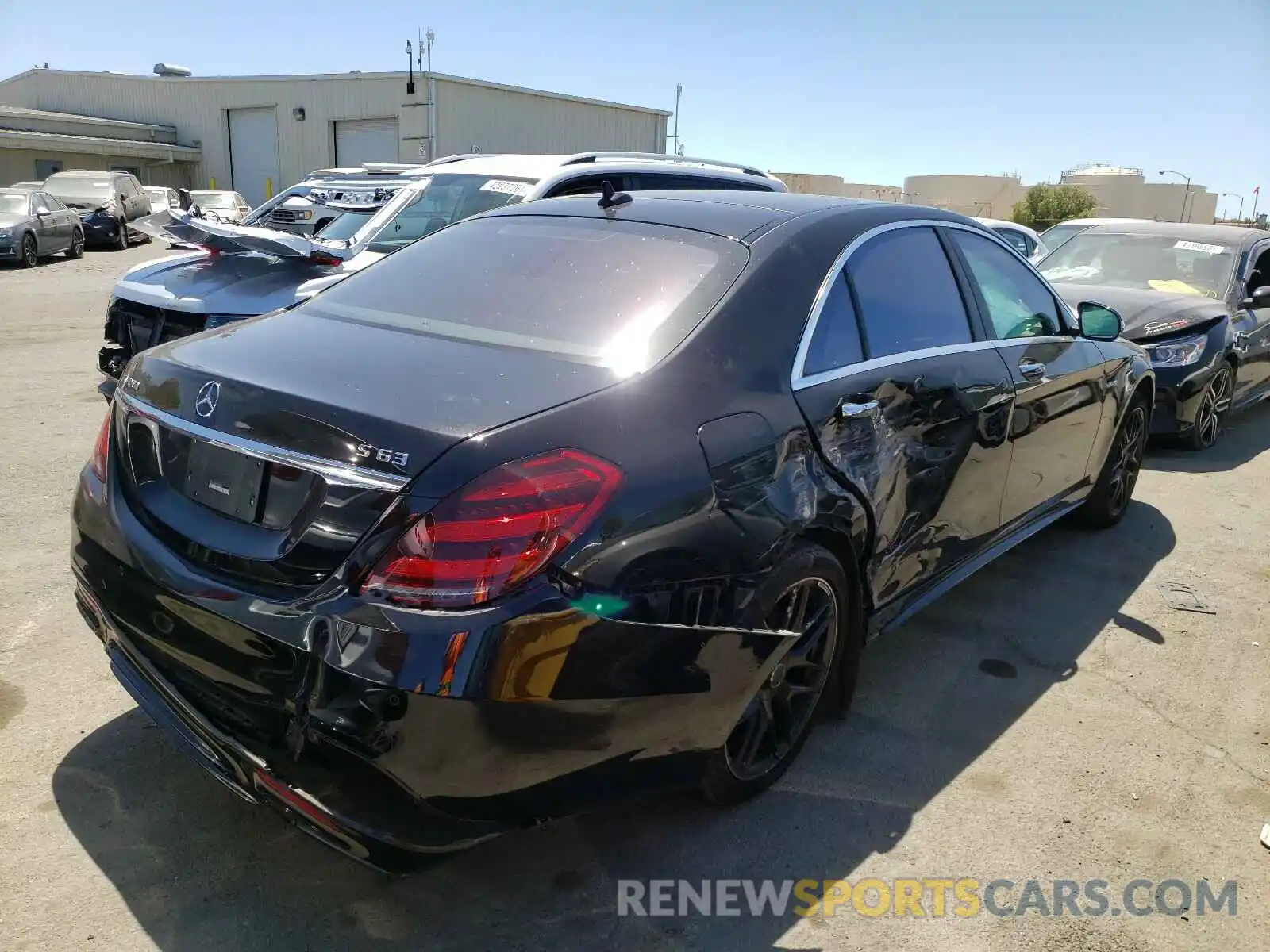 4 Photograph of a damaged car WDDUG8JB6KA433997 MERCEDES-BENZ AMG 2019