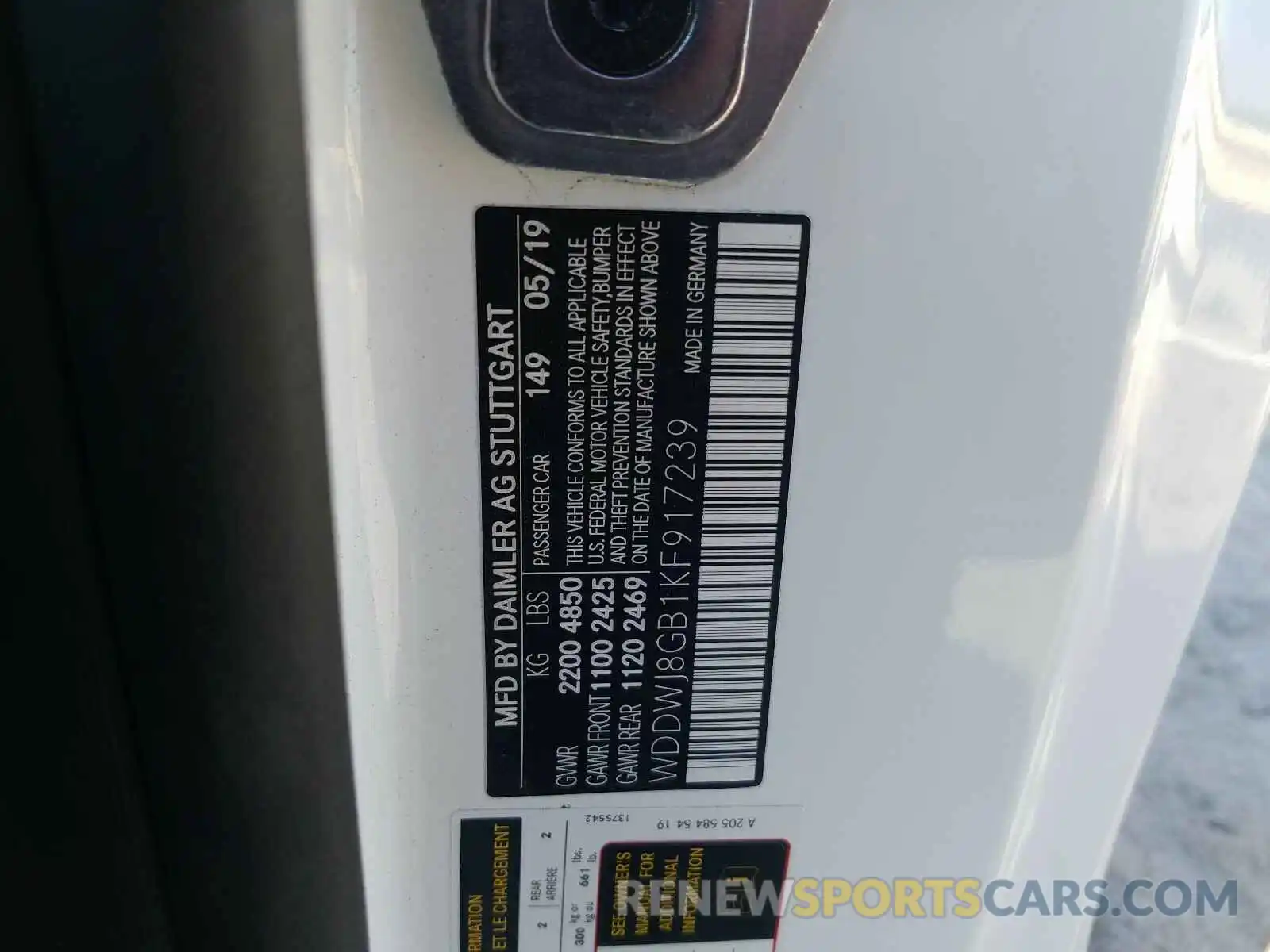 10 Photograph of a damaged car WDDWJ8GB1KF917239 MERCEDES-BENZ AMG 2019