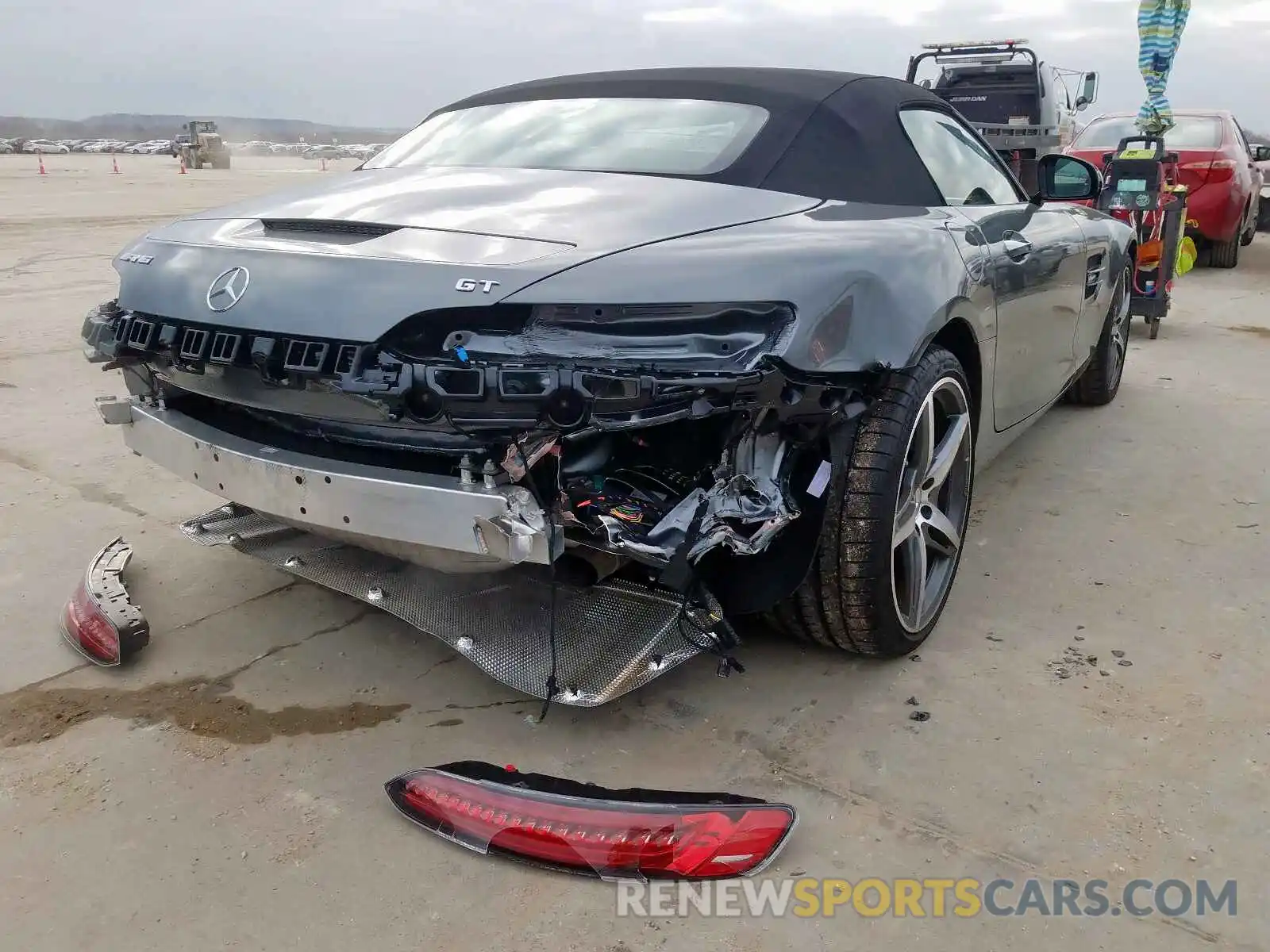 4 Photograph of a damaged car WDDYK7HA4KA023058 MERCEDES-BENZ AMG 2019