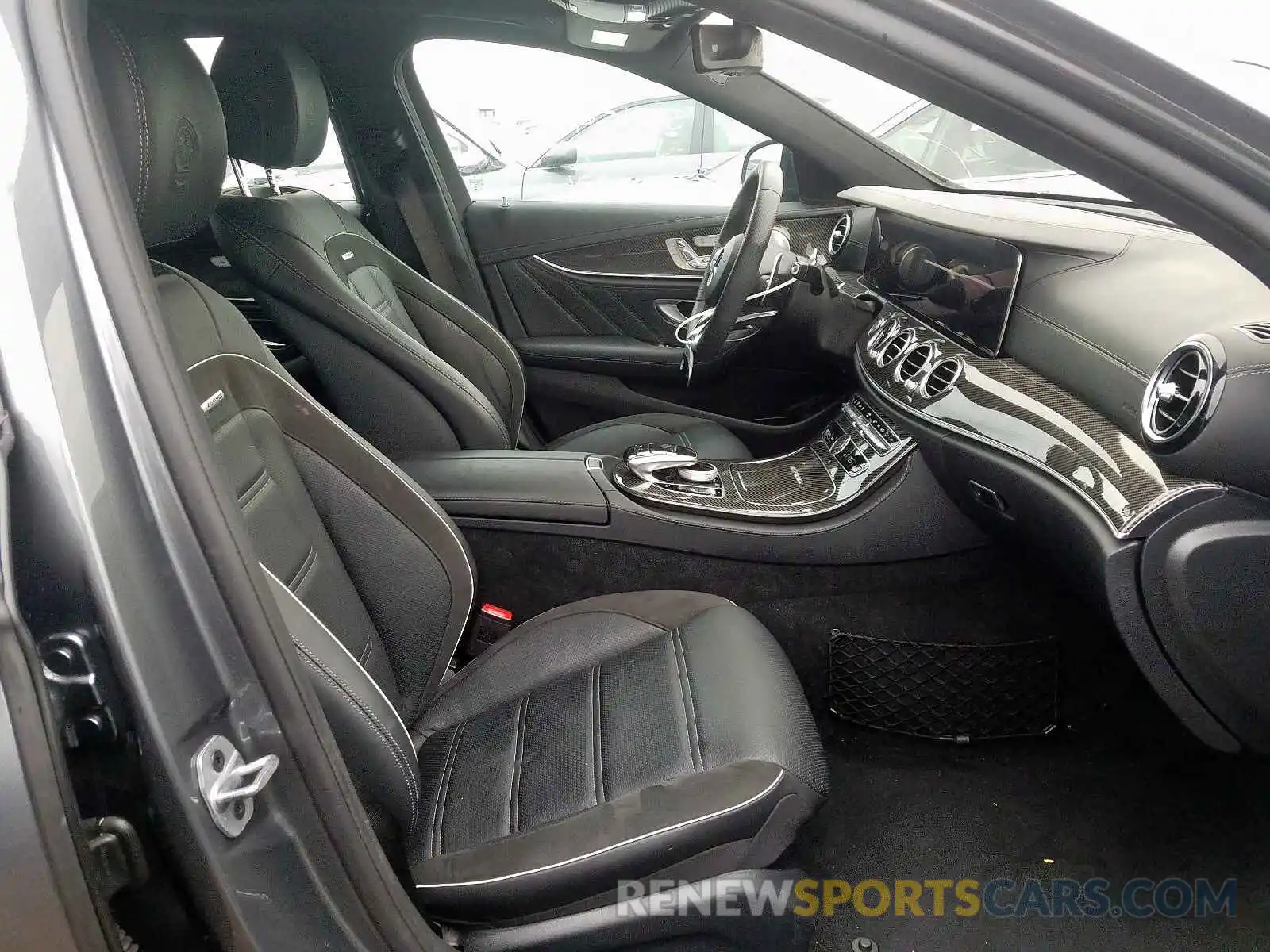 5 Photograph of a damaged car WDDZH8KB4KA519228 MERCEDES-BENZ AMG 2019