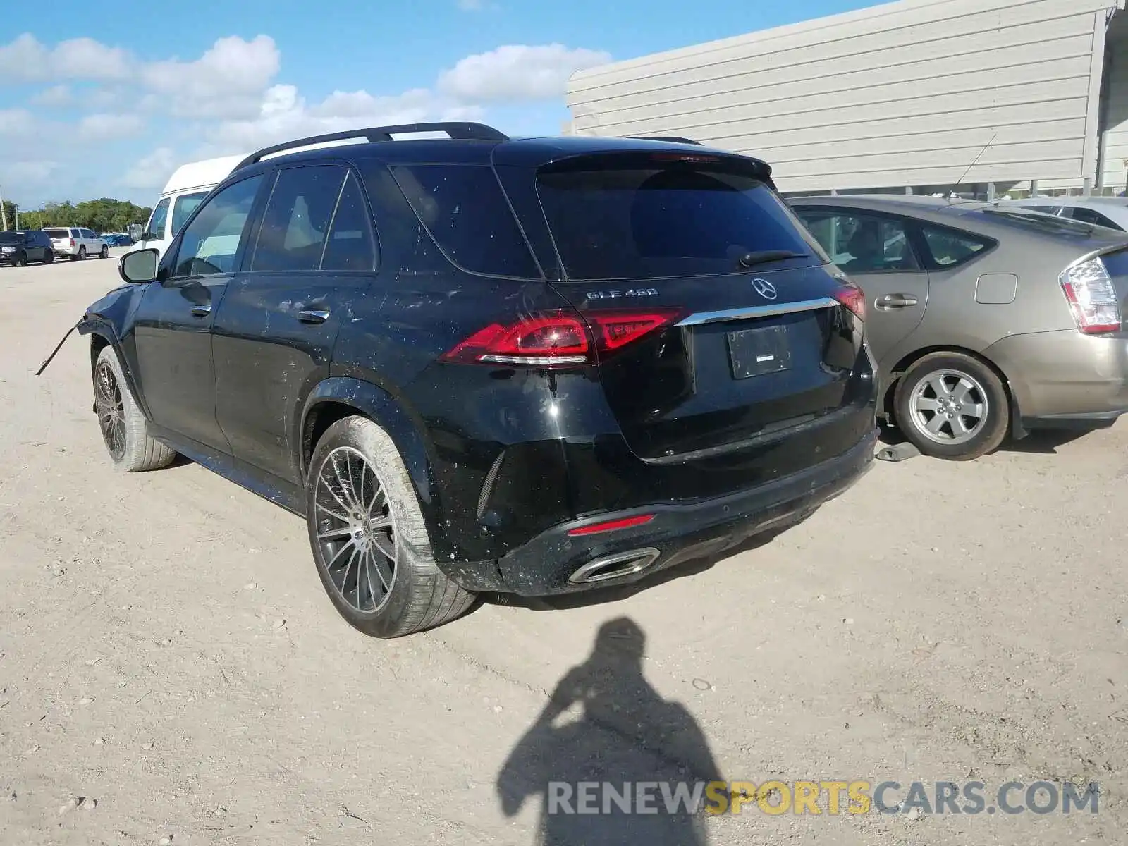 3 Photograph of a damaged car 4JGFB5KB7LA075014 MERCEDES-BENZ AMG 2020