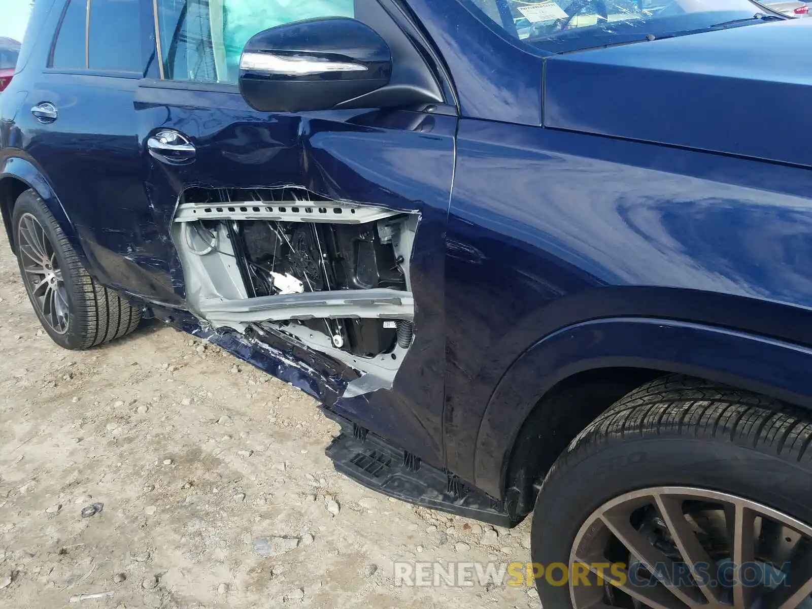 9 Photograph of a damaged car 4JGFB5KE8LA074948 MERCEDES-BENZ AMG 2020