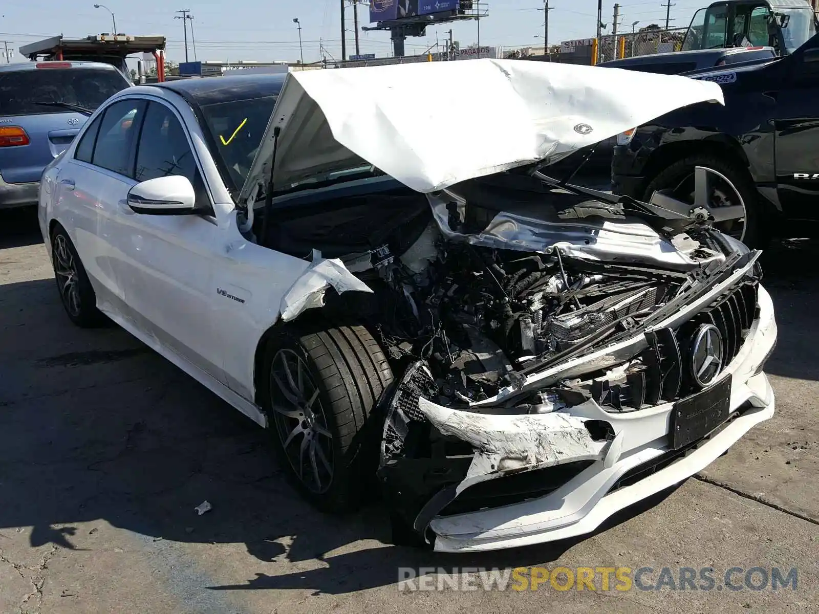 1 Photograph of a damaged car 55SWF8GB0LU332300 MERCEDES-BENZ AMG 2020