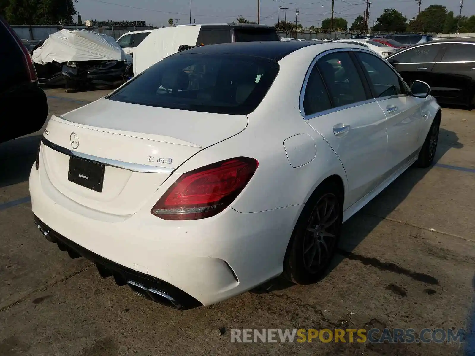 4 Photograph of a damaged car 55SWF8GB4LU332297 MERCEDES-BENZ AMG 2020