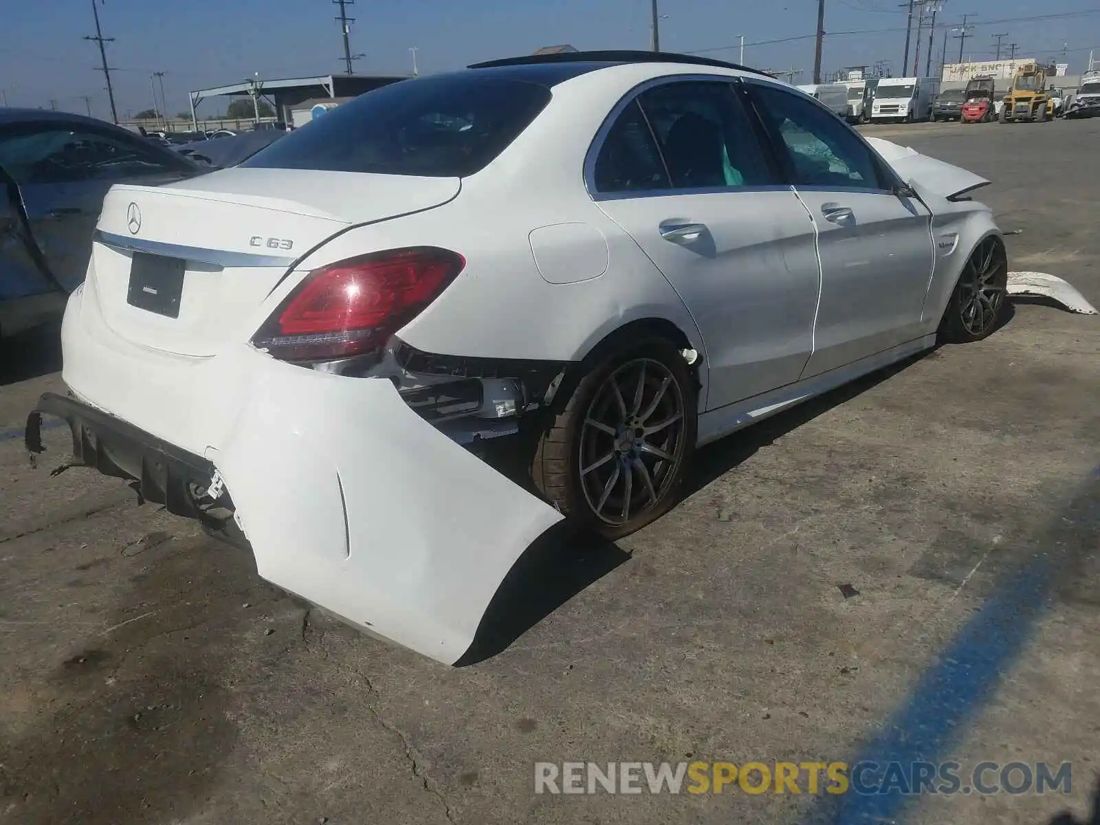 4 Photograph of a damaged car 55SWF8GB4LU332459 MERCEDES-BENZ AMG 2020