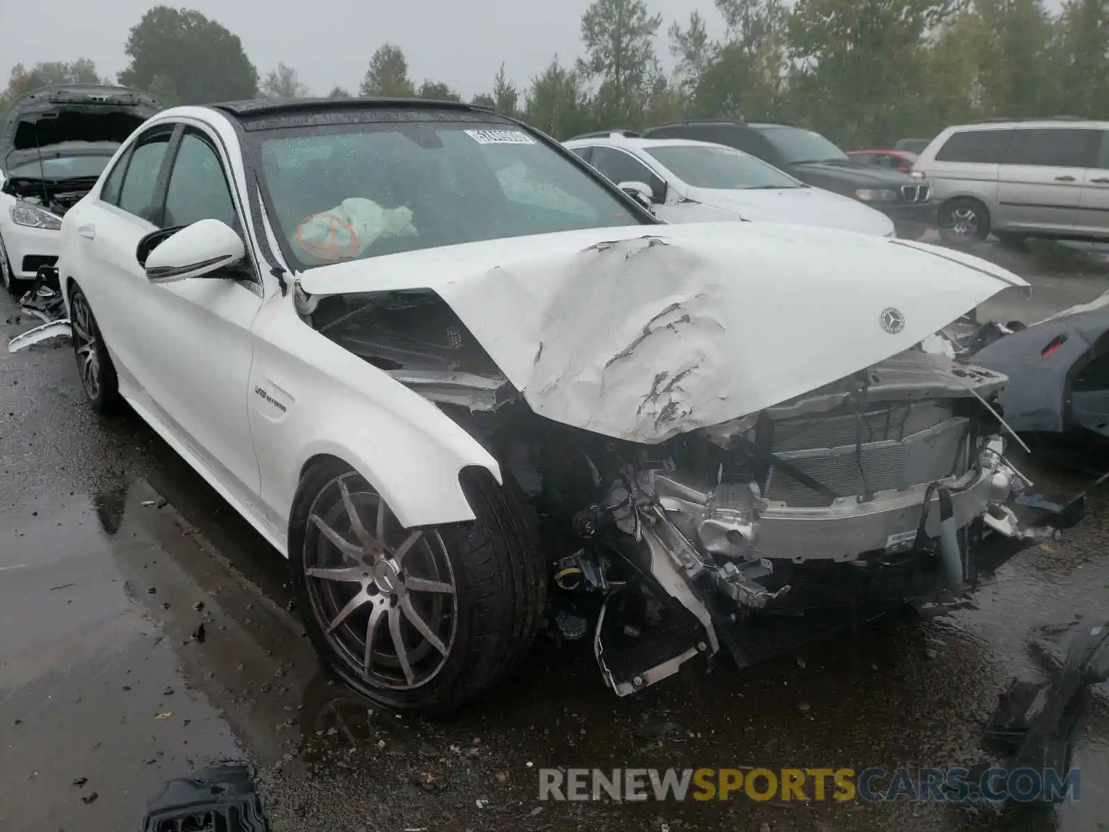 1 Photograph of a damaged car 55SWF8GB8LU332416 MERCEDES-BENZ AMG 2020