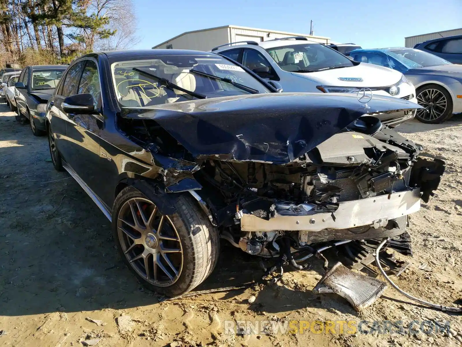 1 Photograph of a damaged car W1KUG8JB4LA568199 MERCEDES-BENZ AMG 2020