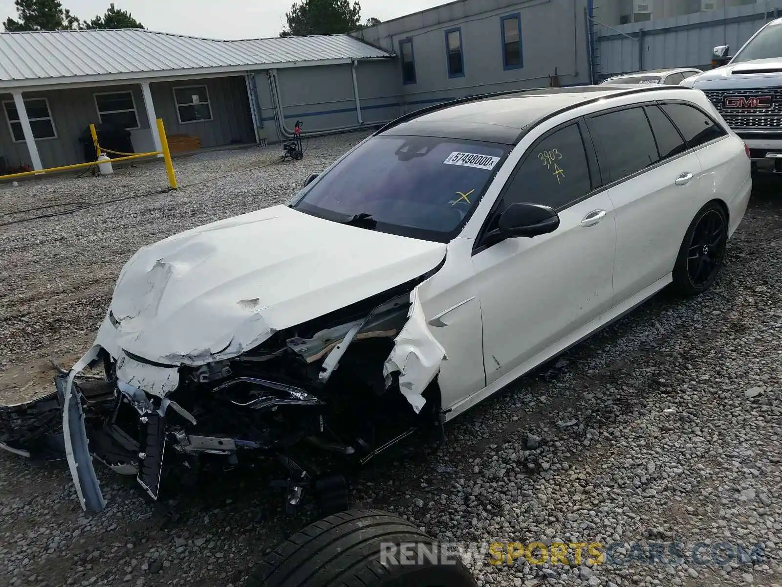 2 Photograph of a damaged car W1KZH8KB9LA806551 MERCEDES-BENZ AMG 2020