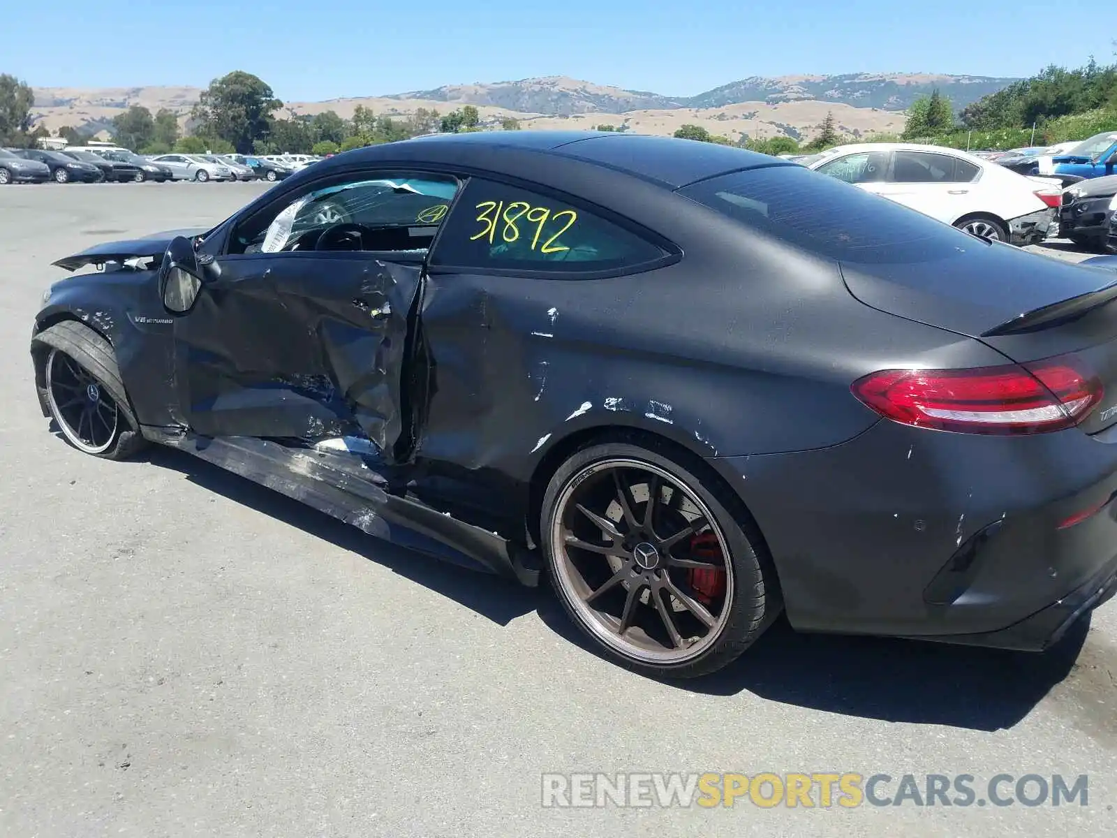 10 Photograph of a damaged car WDDWJ8HB2LF945096 MERCEDES-BENZ AMG 2020