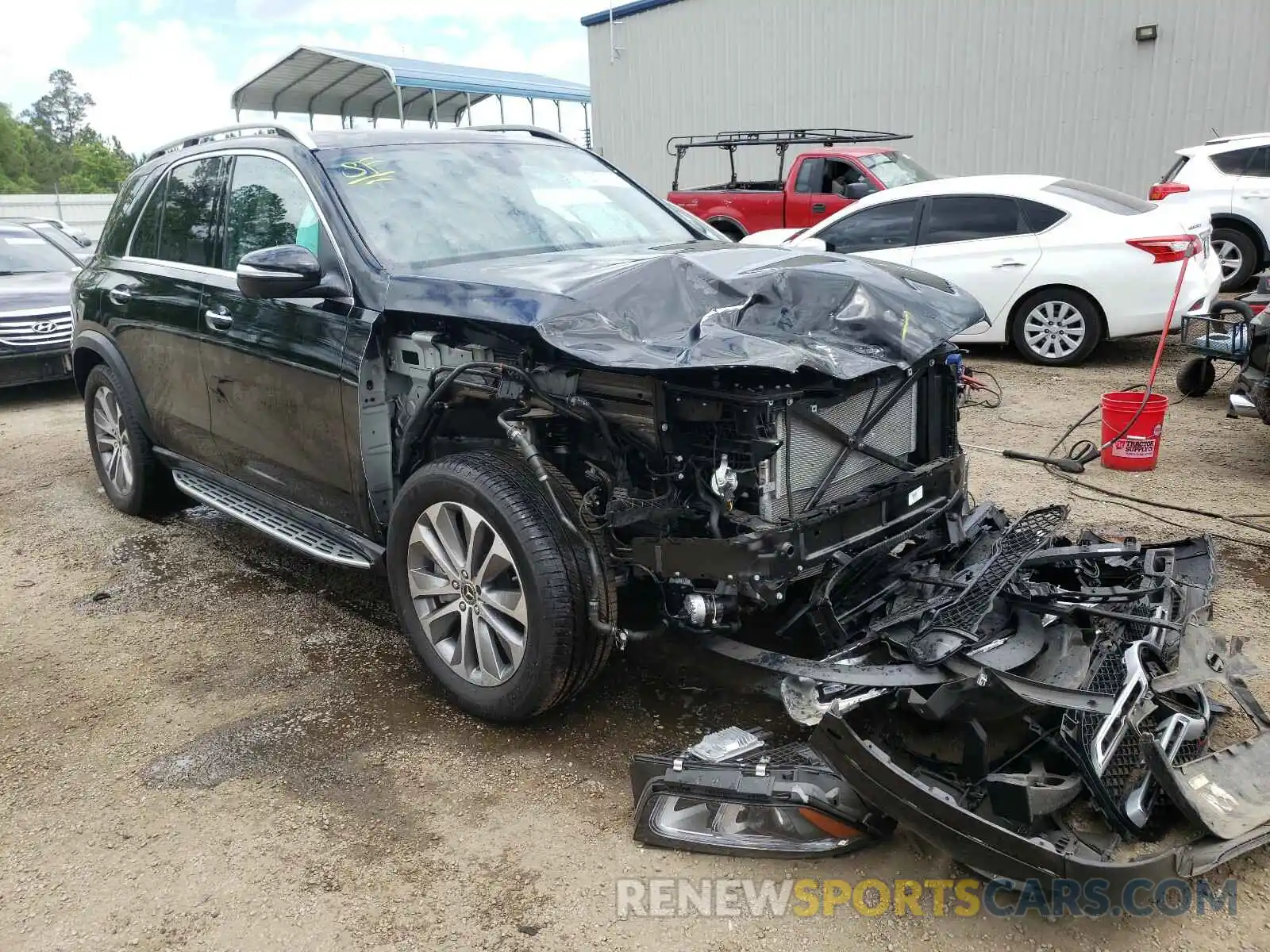 1 Photograph of a damaged car 4JGFB5KB0MA328238 MERCEDES-BENZ AMG 2021