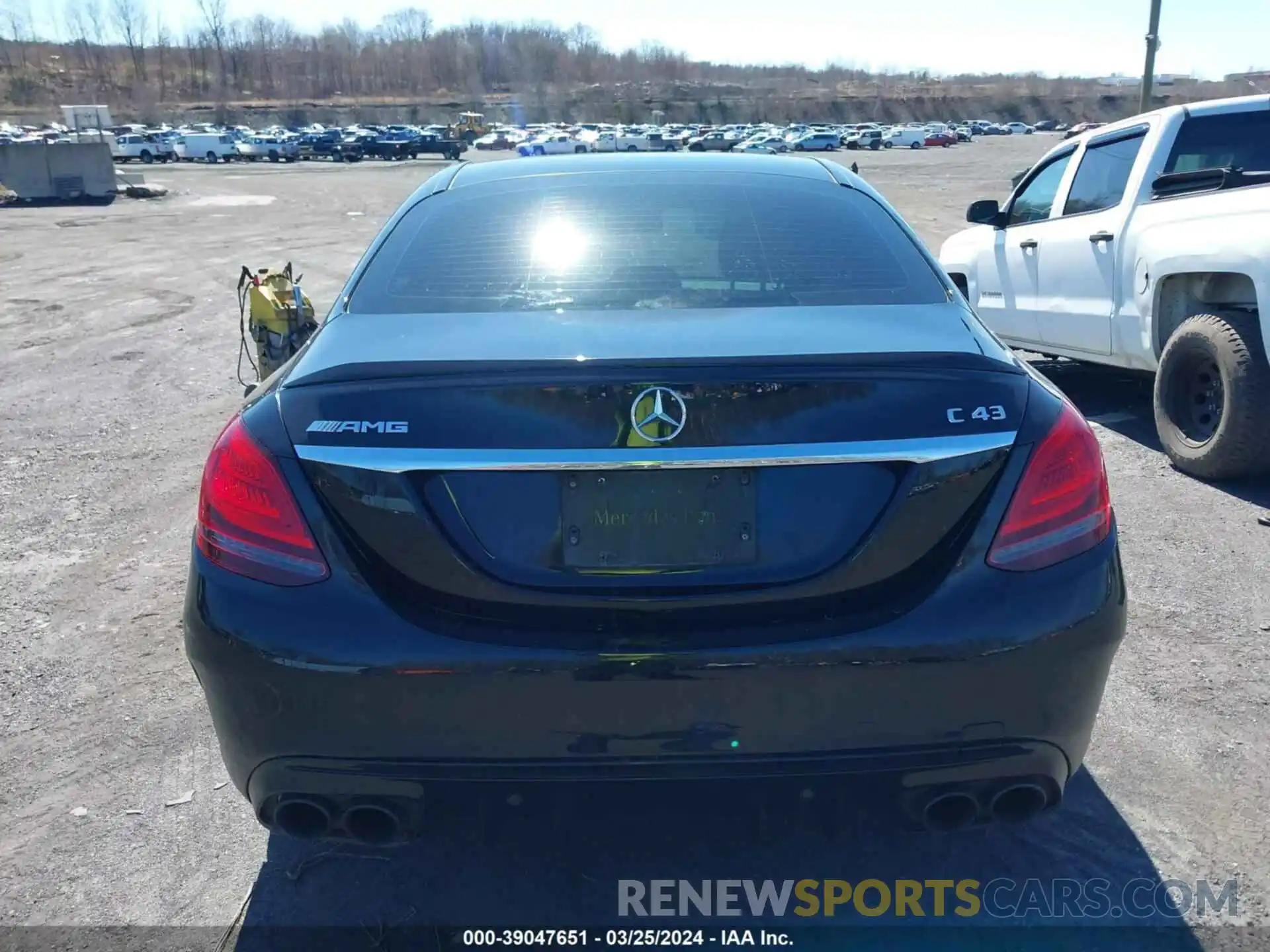 16 Photograph of a damaged car 55SWF6EB9KU288383 MERCEDES-BENZ AMG C 43 2019