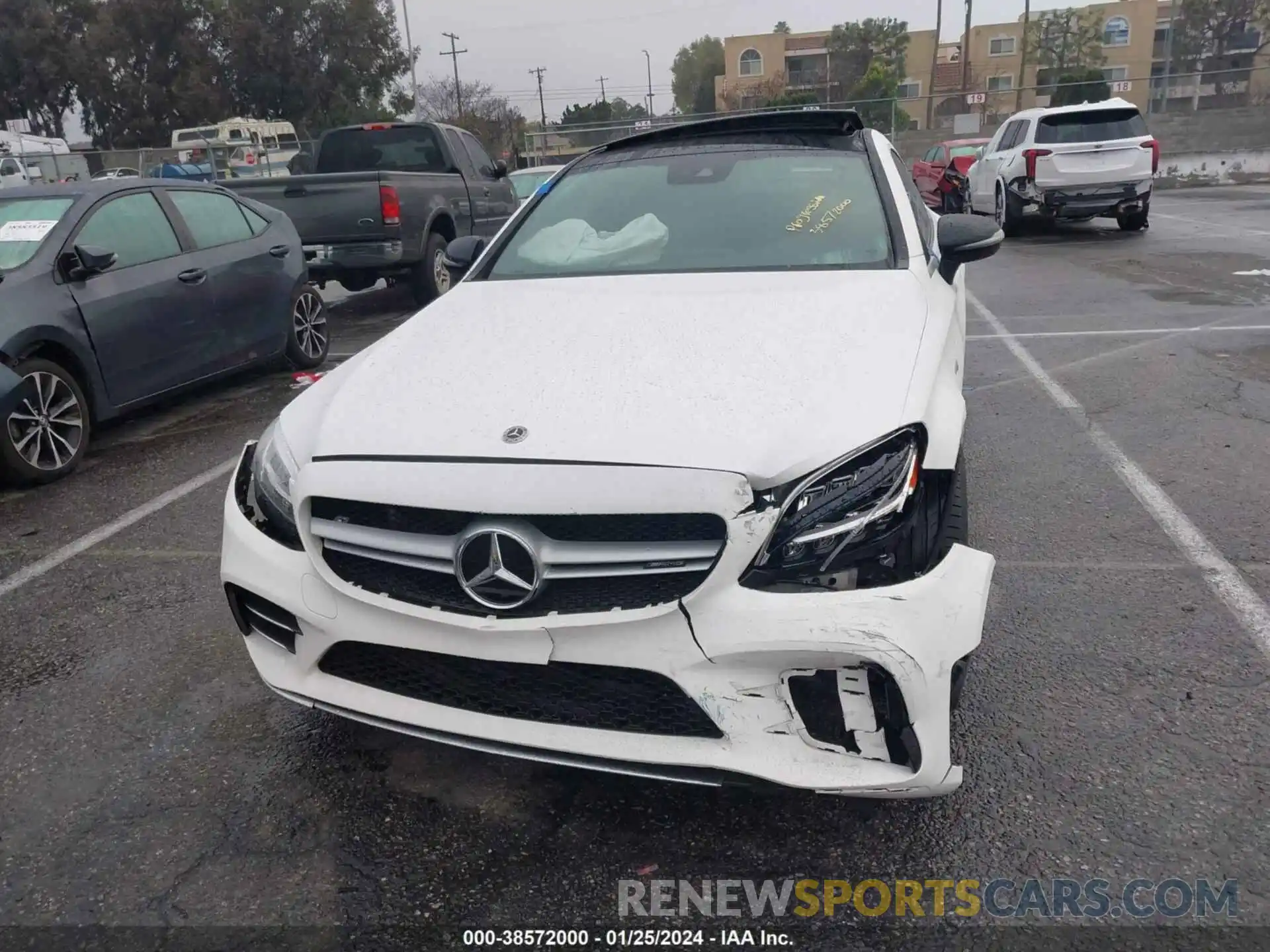 6 Photograph of a damaged car W1KWJ6EB9NG111865 MERCEDES-BENZ AMG C 43 2022