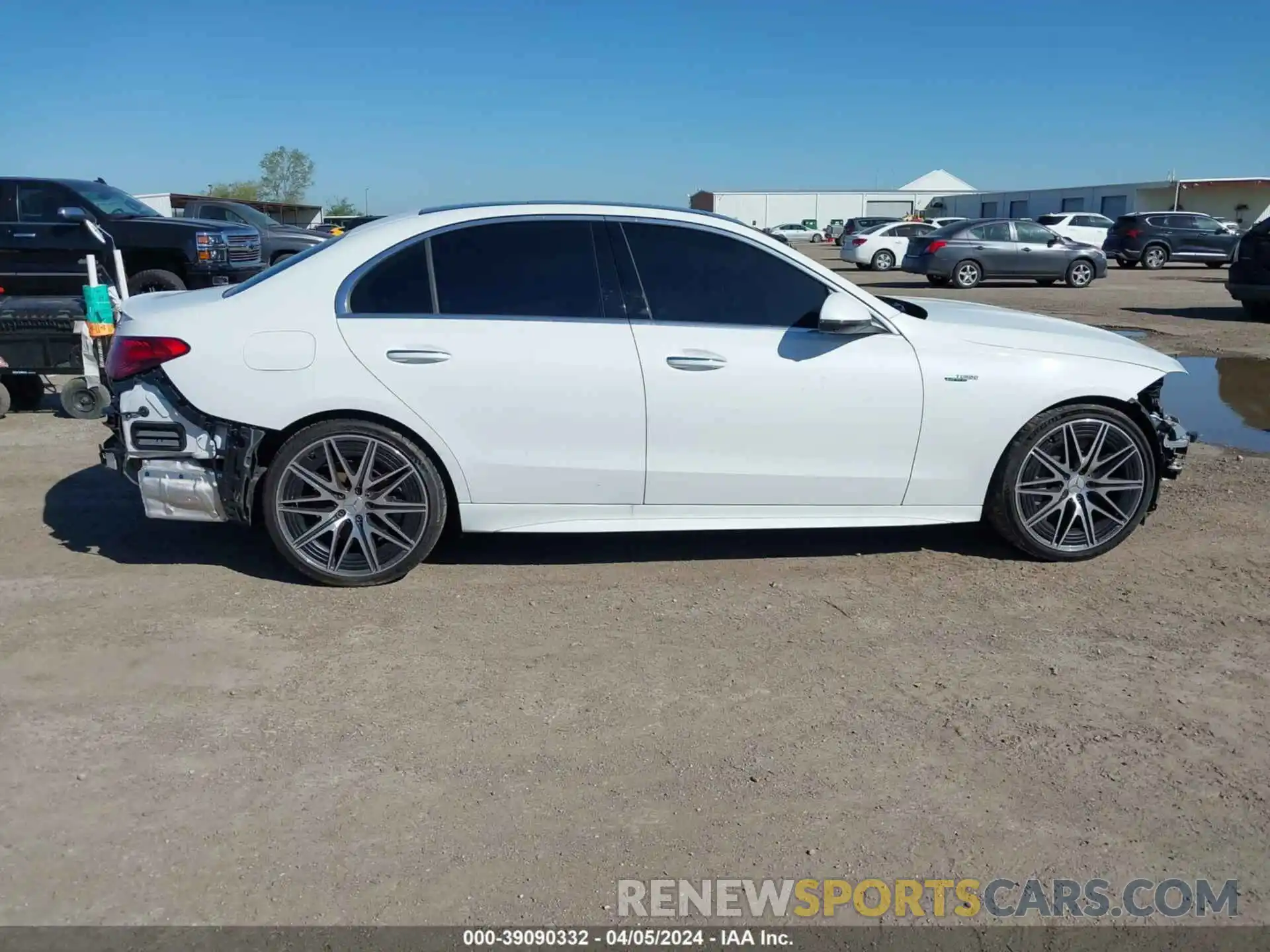 14 Photograph of a damaged car W1KAF8HB3PR126775 MERCEDES-BENZ AMG C 43 2023