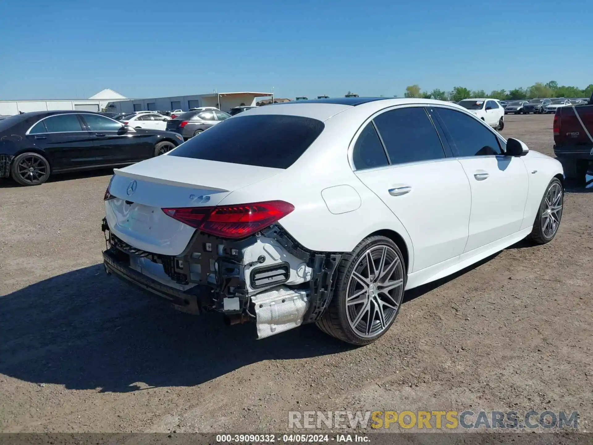 4 Photograph of a damaged car W1KAF8HB3PR126775 MERCEDES-BENZ AMG C 43 2023