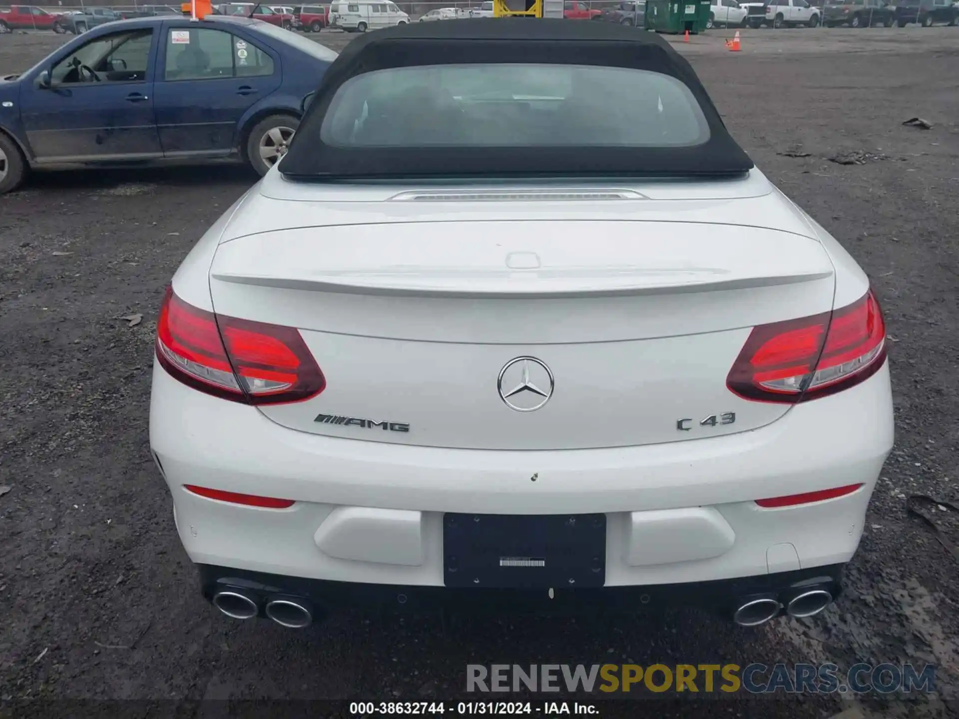 17 Photograph of a damaged car W1KWK6EB6PG130972 MERCEDES-BENZ AMG C 43 2023