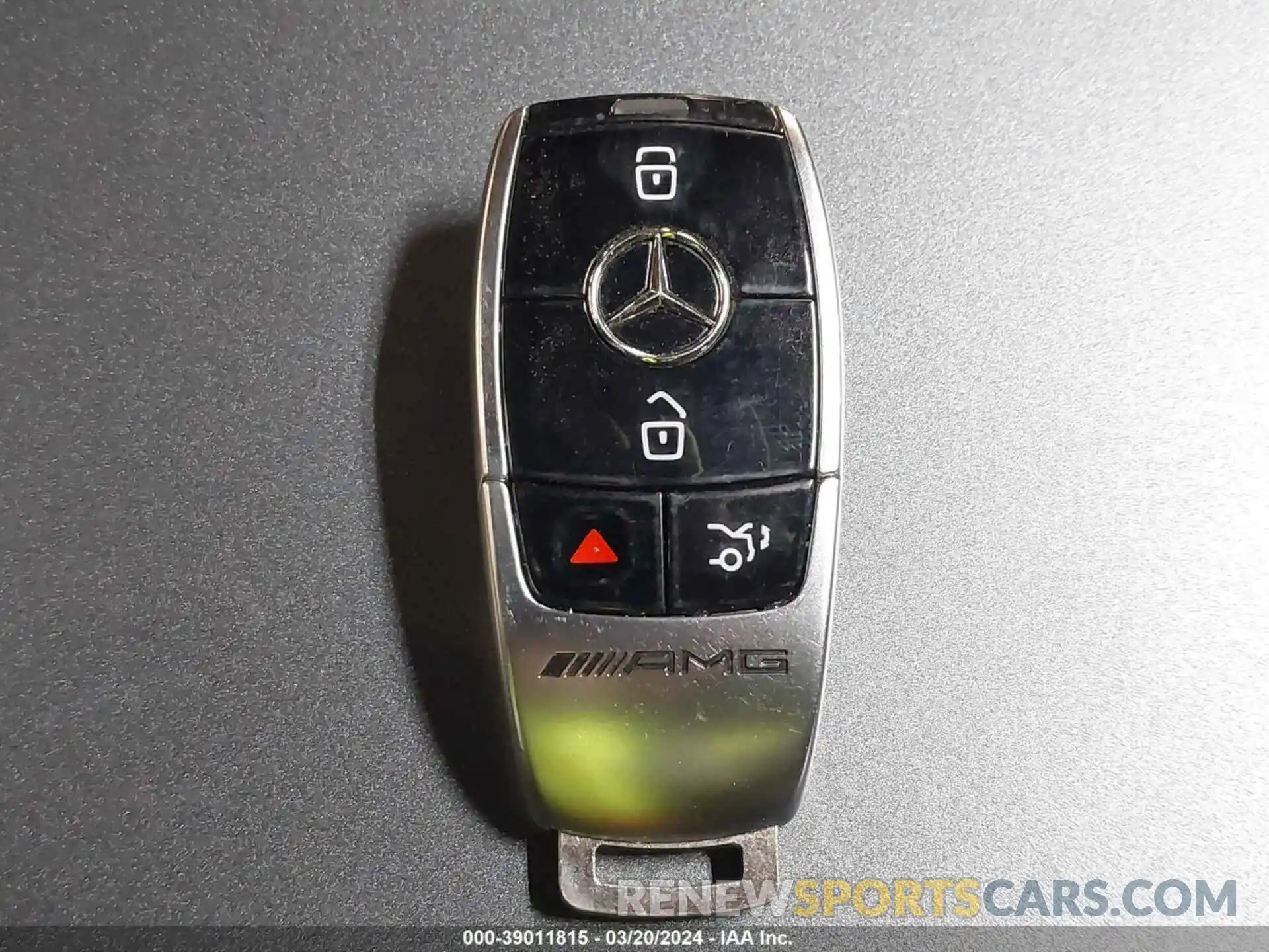 11 Photograph of a damaged car WDDWJ8HB5KF859392 MERCEDES-BENZ AMG C 63 2019