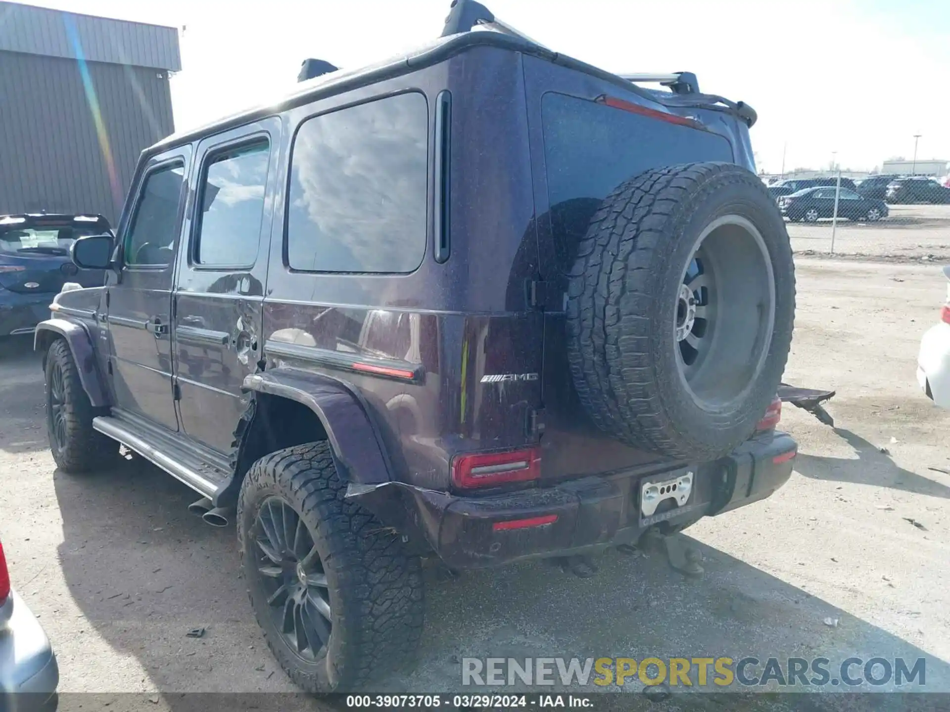 3 Photograph of a damaged car W1NYC7HJXMX390675 MERCEDES-BENZ AMG G 63 2021