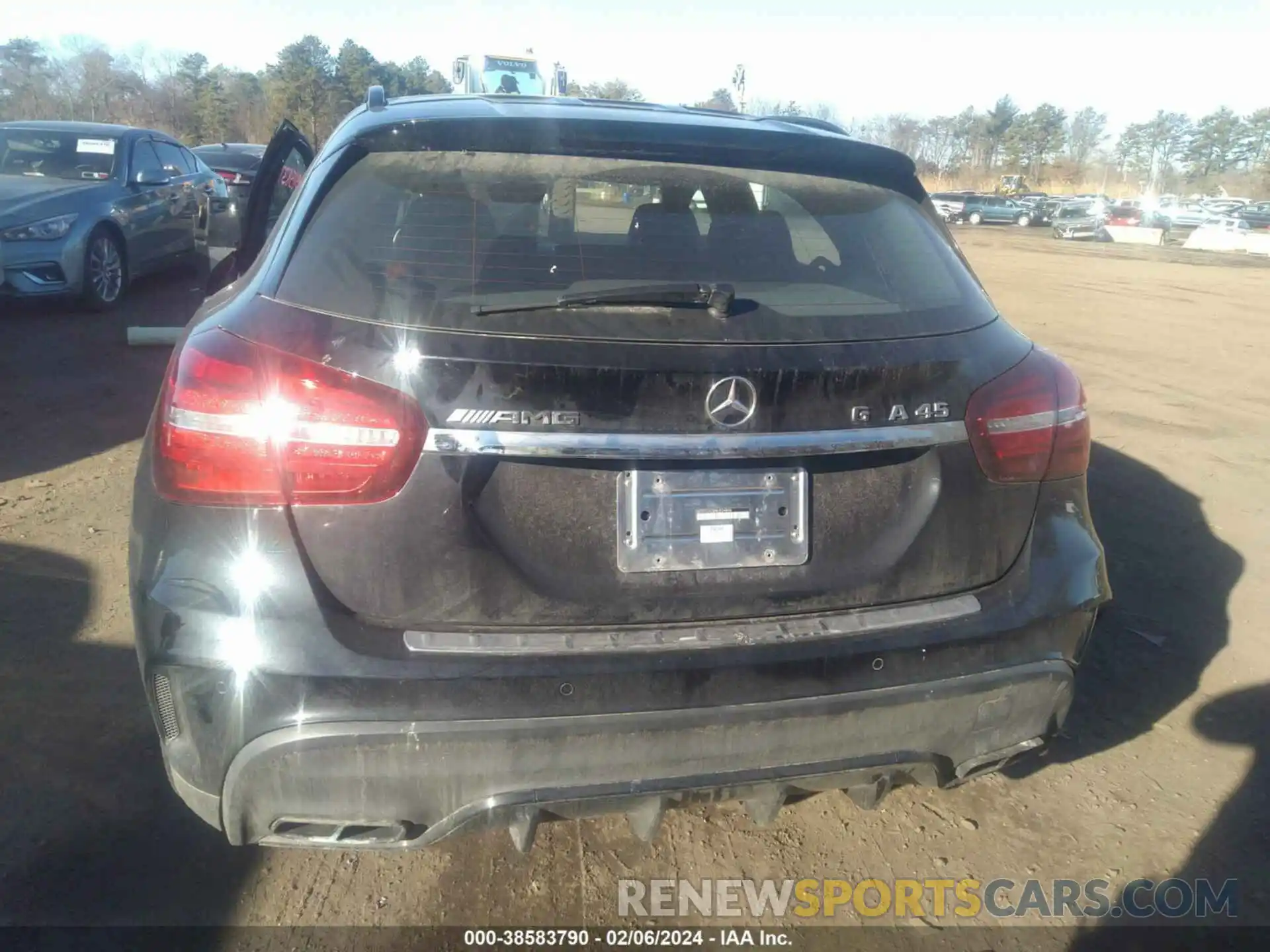 16 Photograph of a damaged car WDDTG5CB8KJ534854 MERCEDES-BENZ AMG GLA 45 2019