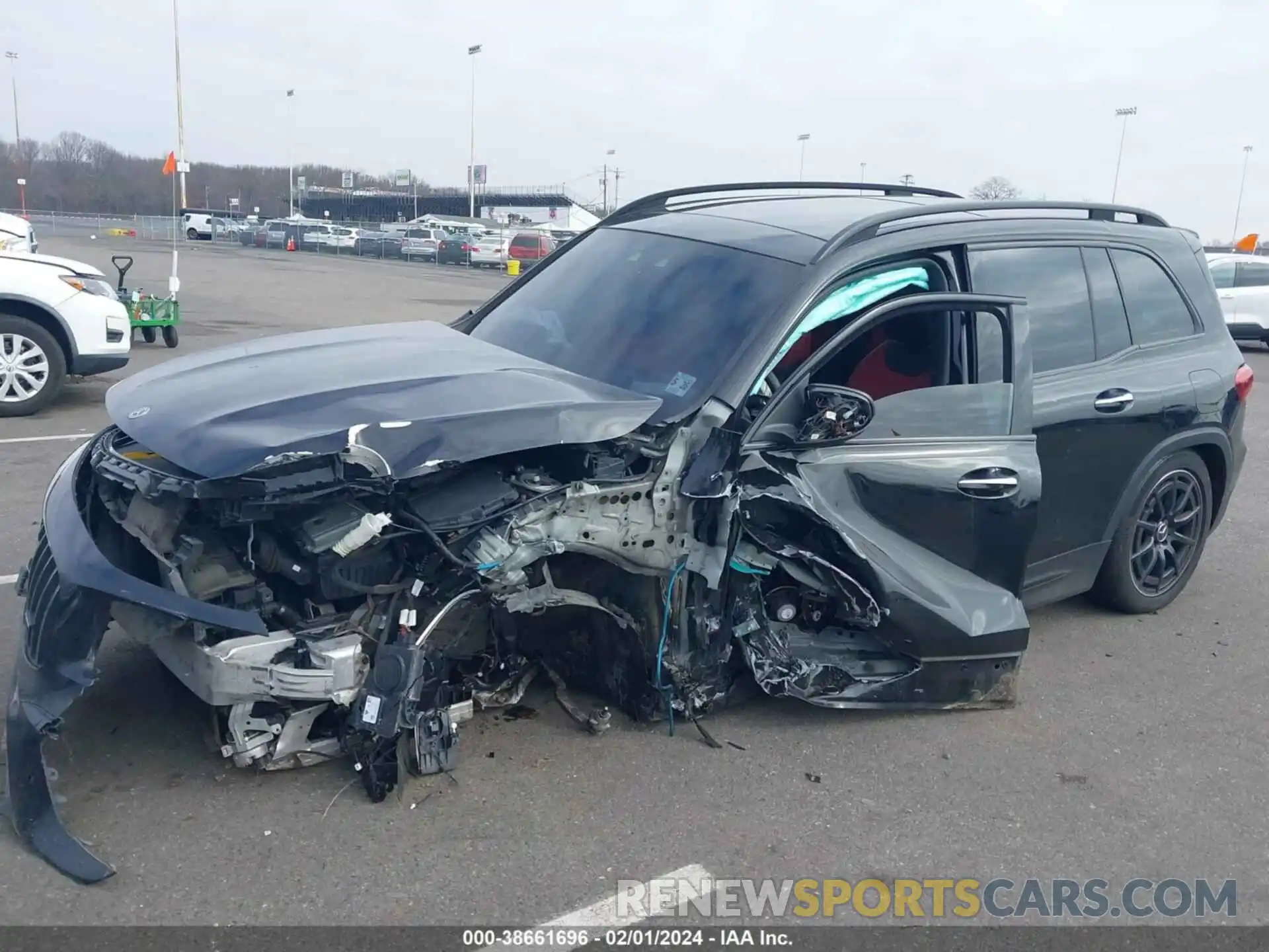 6 Photograph of a damaged car W1N4M5BB7MW115563 MERCEDES-BENZ AMG GLB 35 2021