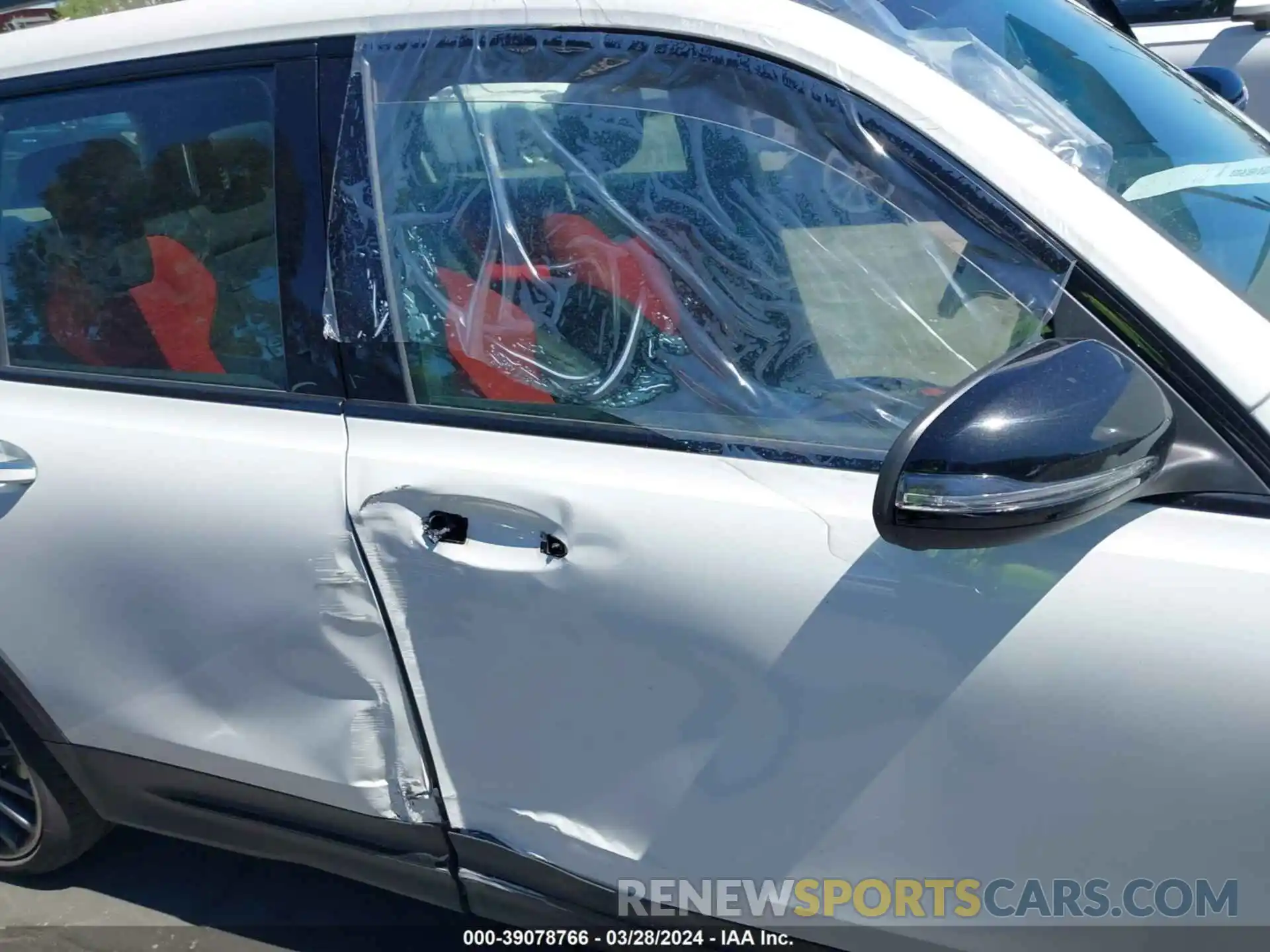 19 Photograph of a damaged car W1N4M5BB9MW142585 MERCEDES-BENZ AMG GLB 35 2021