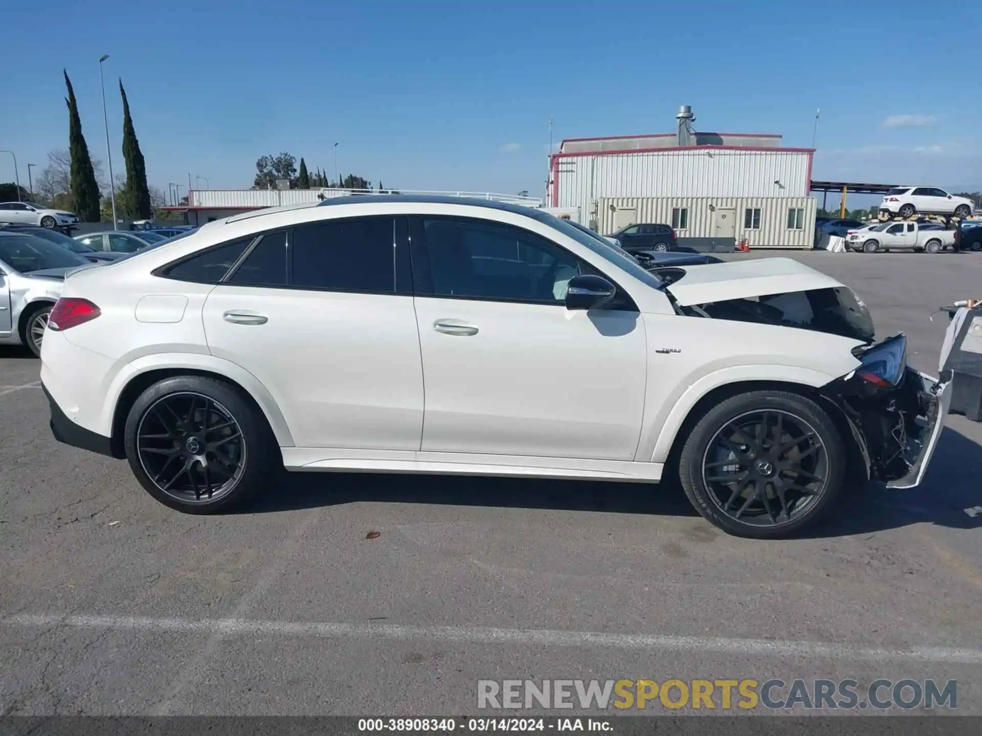 14 Photograph of a damaged car 4JGFD6BB7NA794864 MERCEDES-BENZ AMG GLE 53 COUPE 2022