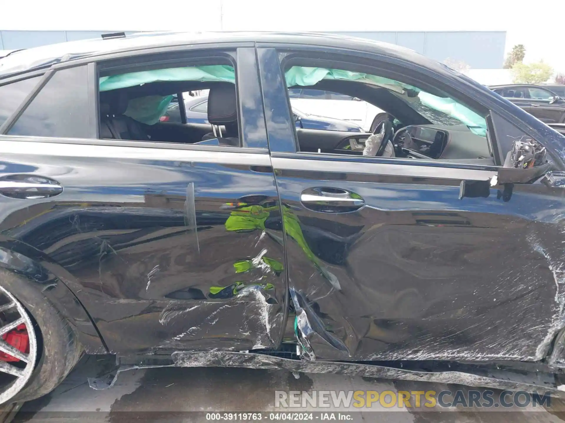 13 Photograph of a damaged car 4JGFD8KBXMA460984 MERCEDES-BENZ AMG GLE 63 COUPE 2021