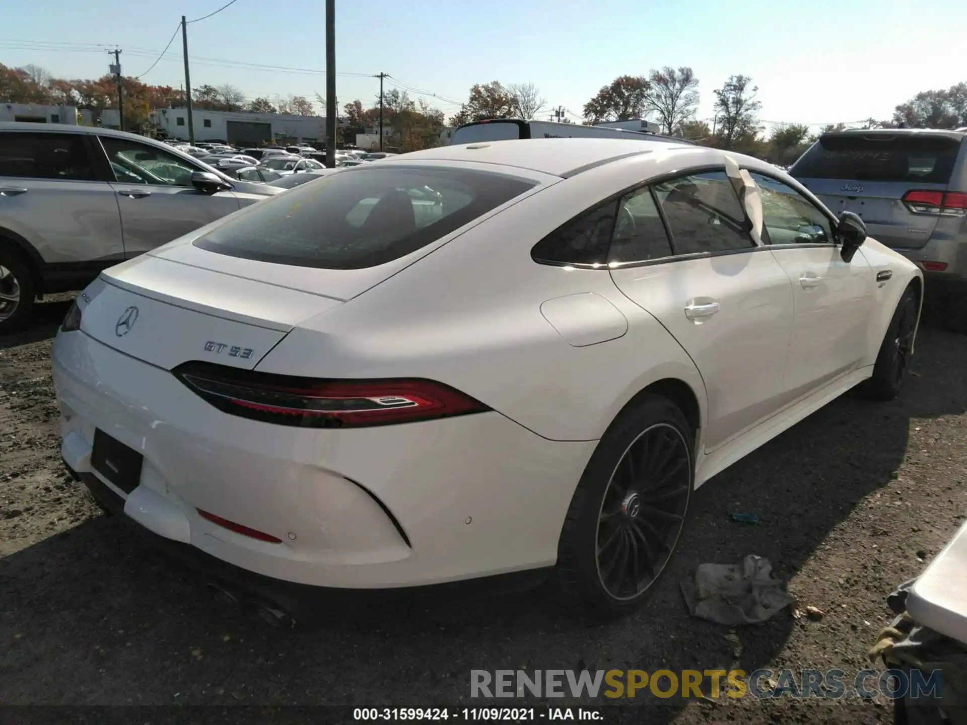 4 Photograph of a damaged car WDD7X6BB3KA008155 MERCEDES-BENZ AMG GT 2019