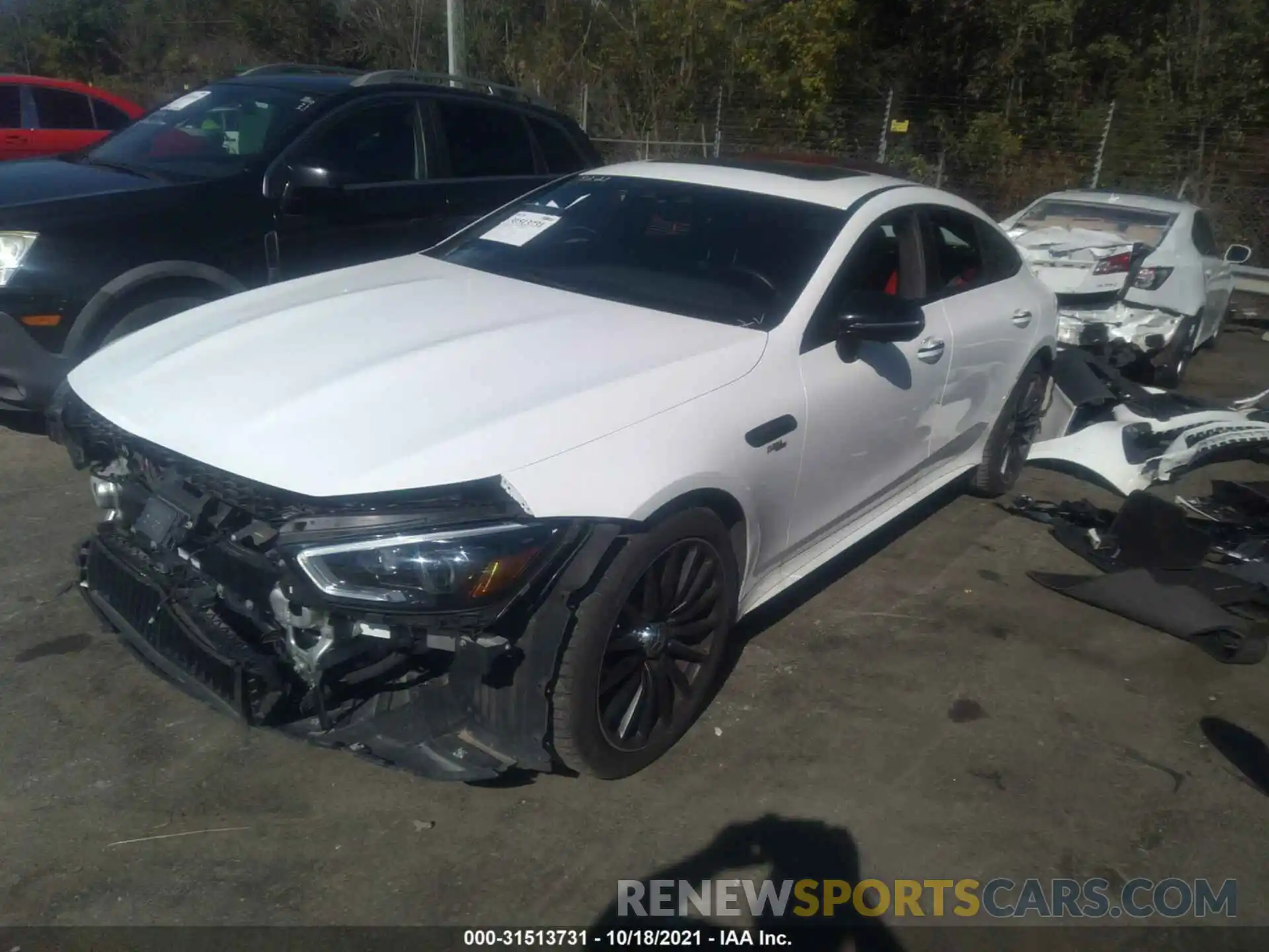 2 Photograph of a damaged car WDD7X6BB5KA008531 MERCEDES-BENZ AMG GT 2019