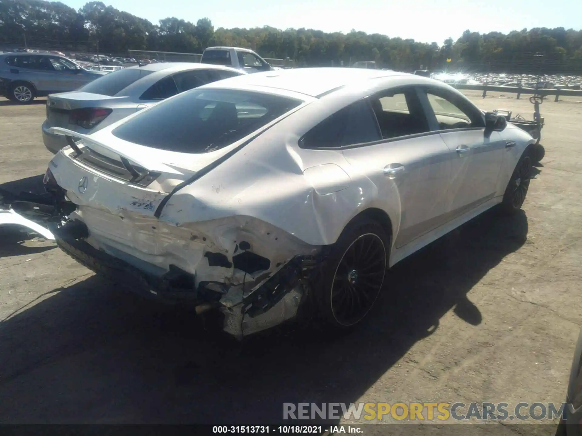 4 Photograph of a damaged car WDD7X6BB5KA008531 MERCEDES-BENZ AMG GT 2019