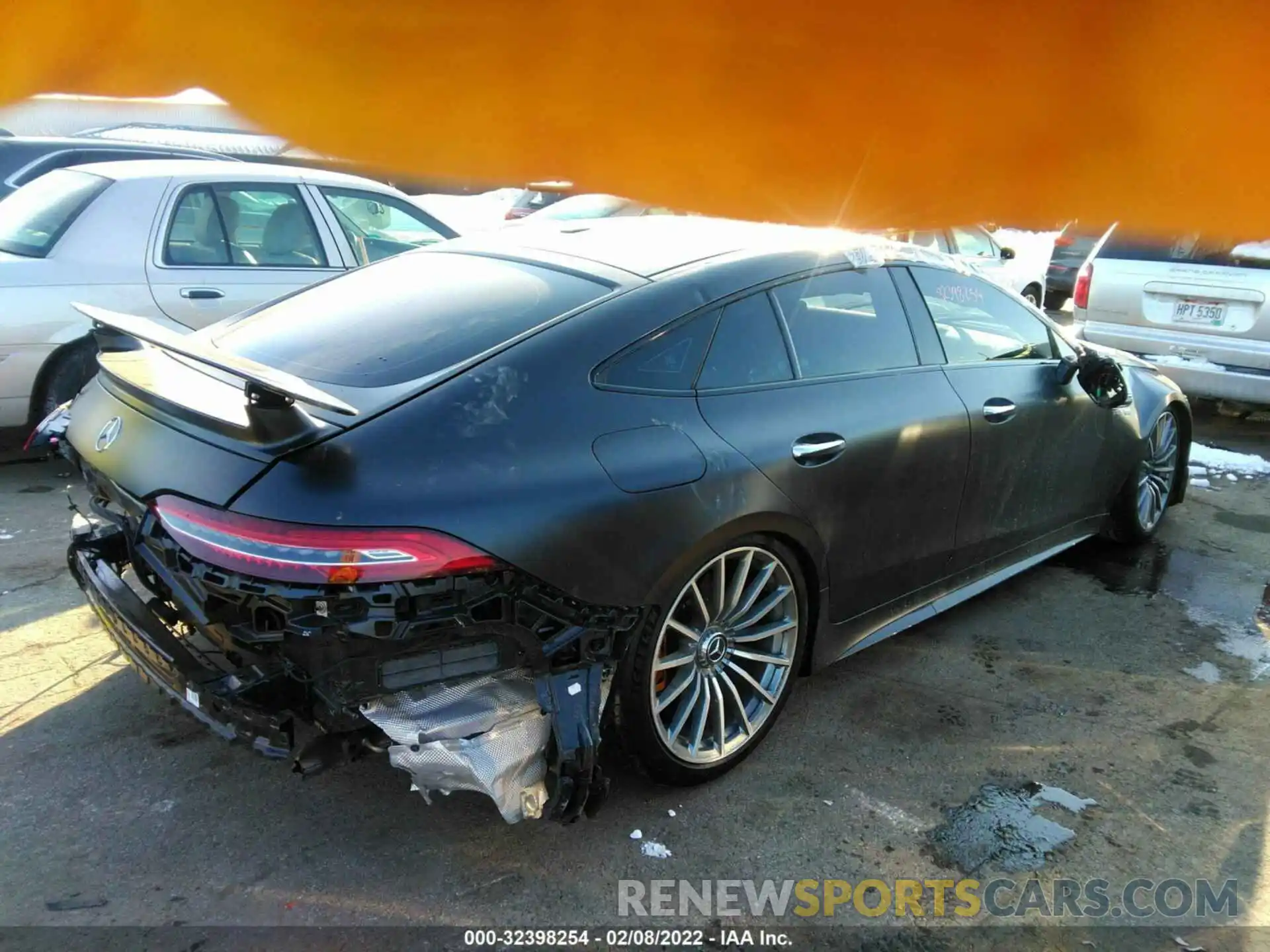 4 Photograph of a damaged car WDD7X8KB5KA001137 MERCEDES-BENZ AMG GT 2019