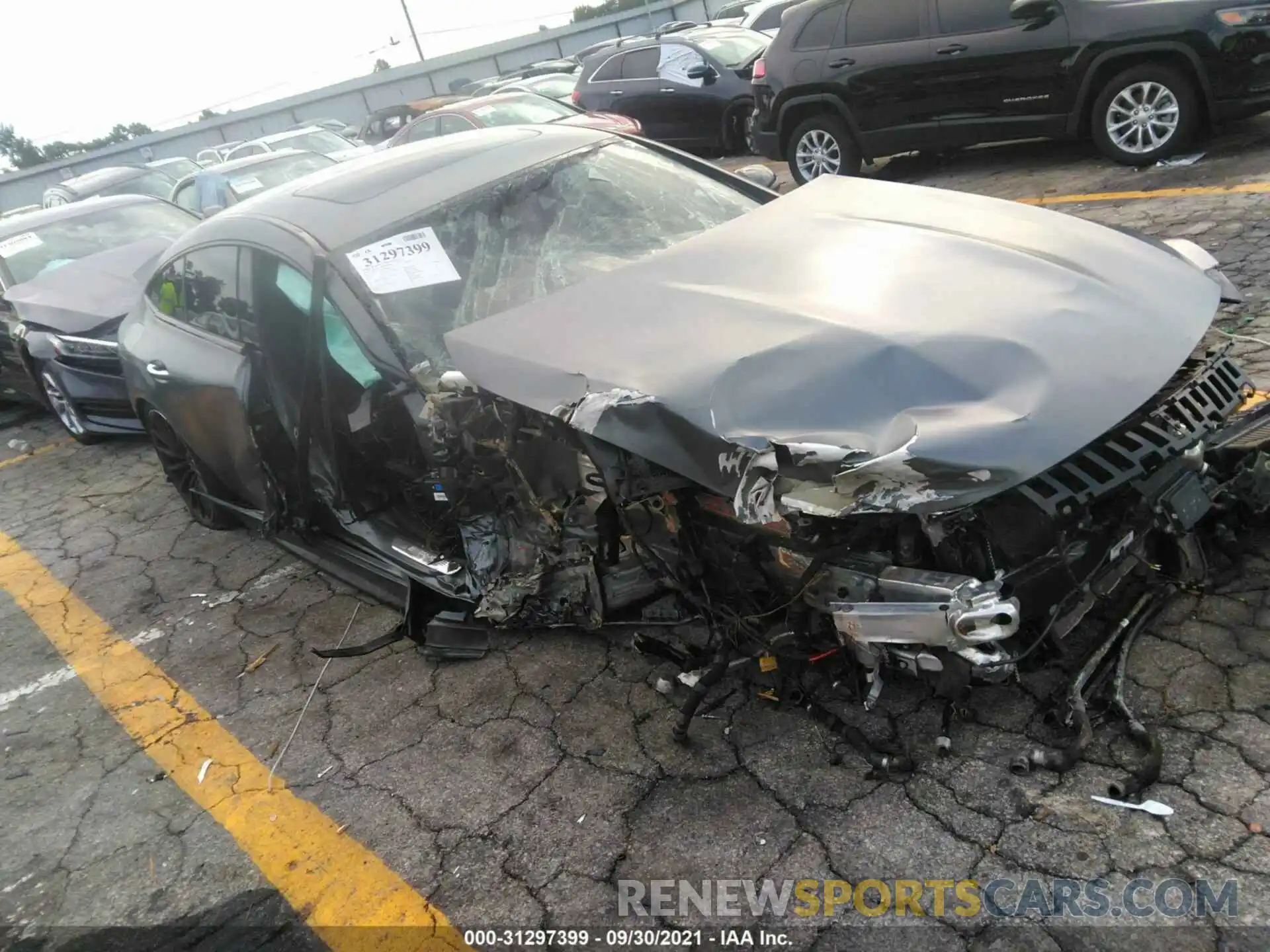 1 Photograph of a damaged car WDD7X8KBXKA005913 MERCEDES-BENZ AMG GT 2019